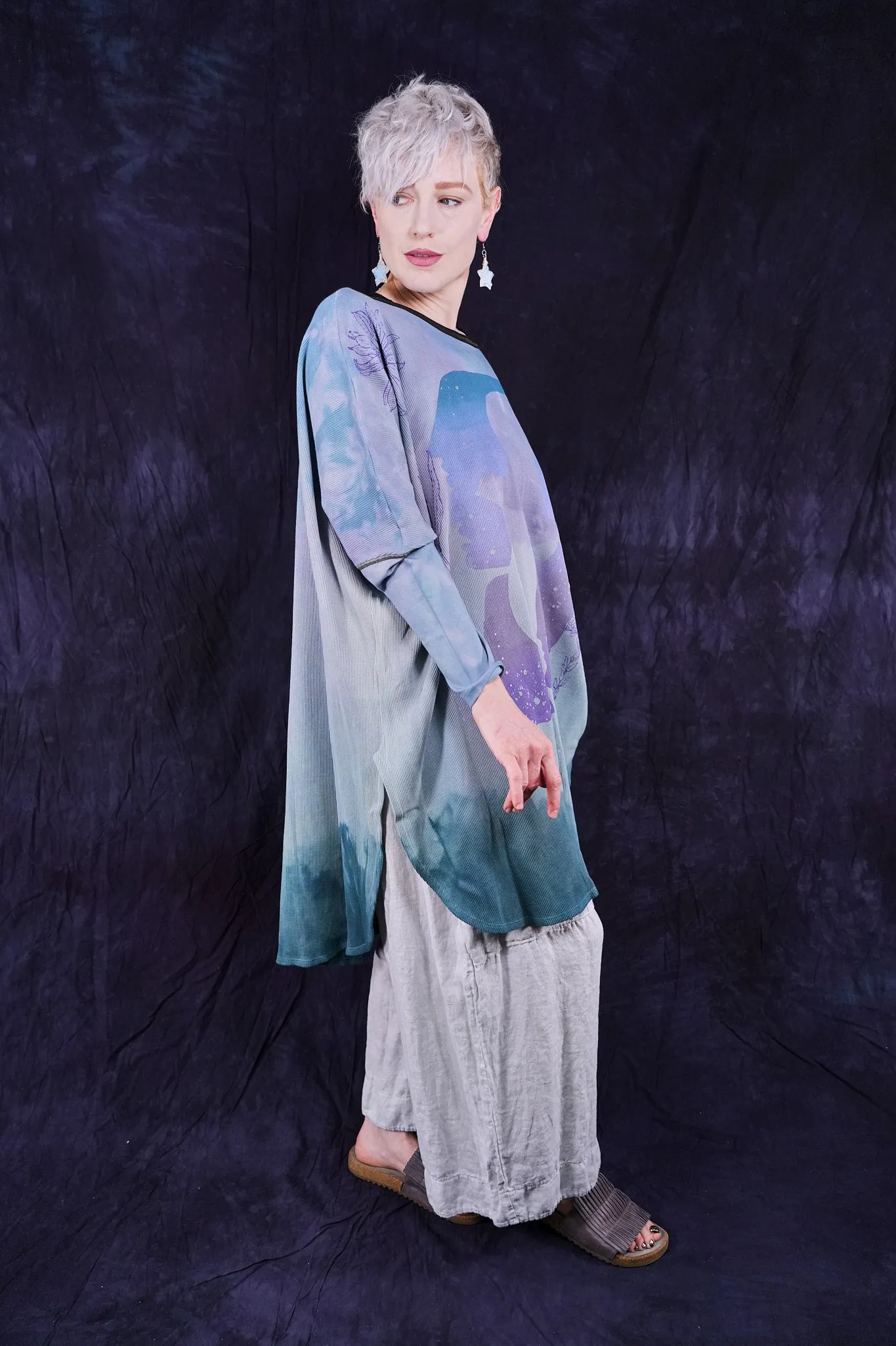 2251HD Natural City Tunic Hand dyed Blue Flight