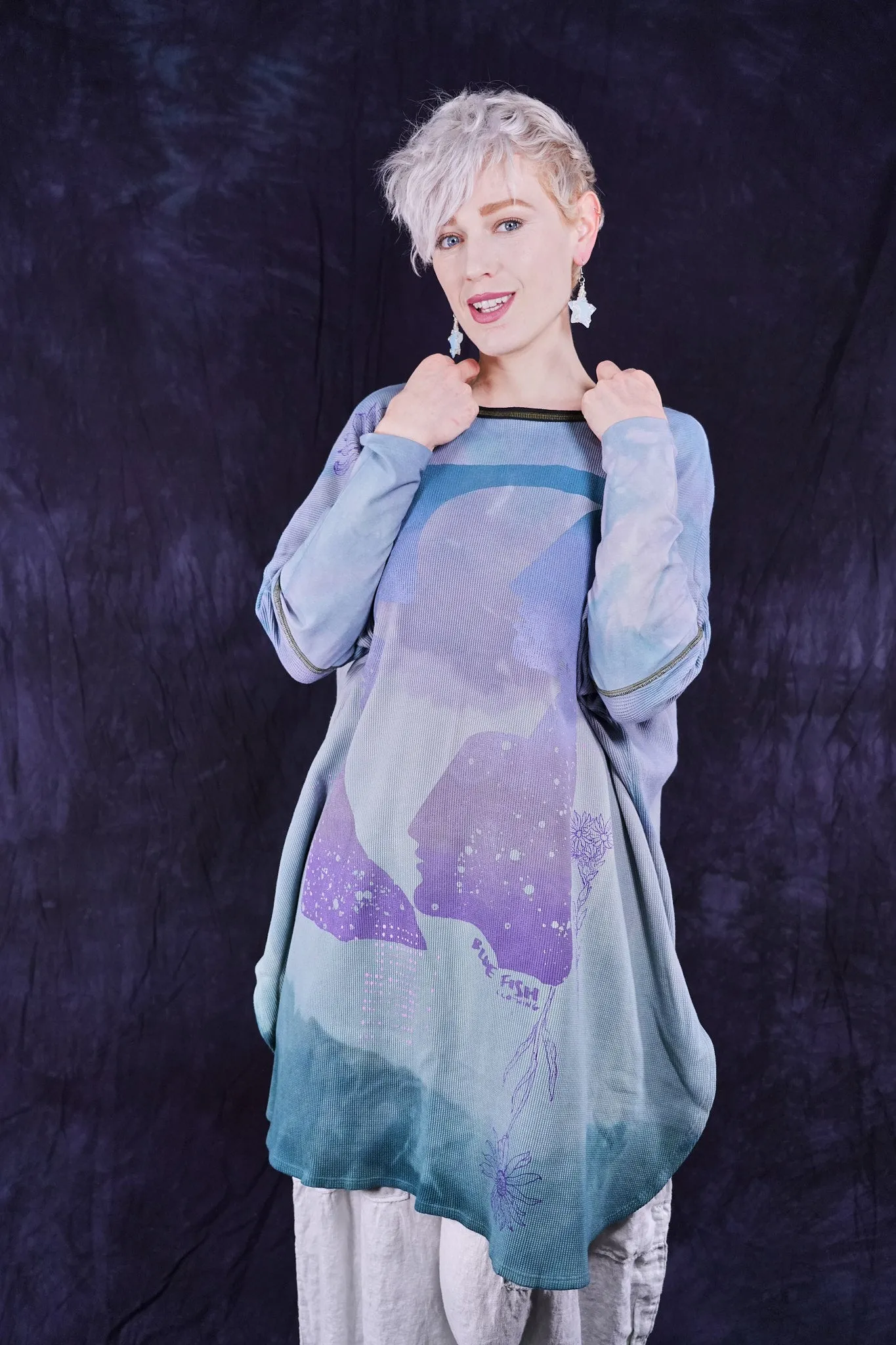 2251HD Natural City Tunic Hand dyed Blue Flight