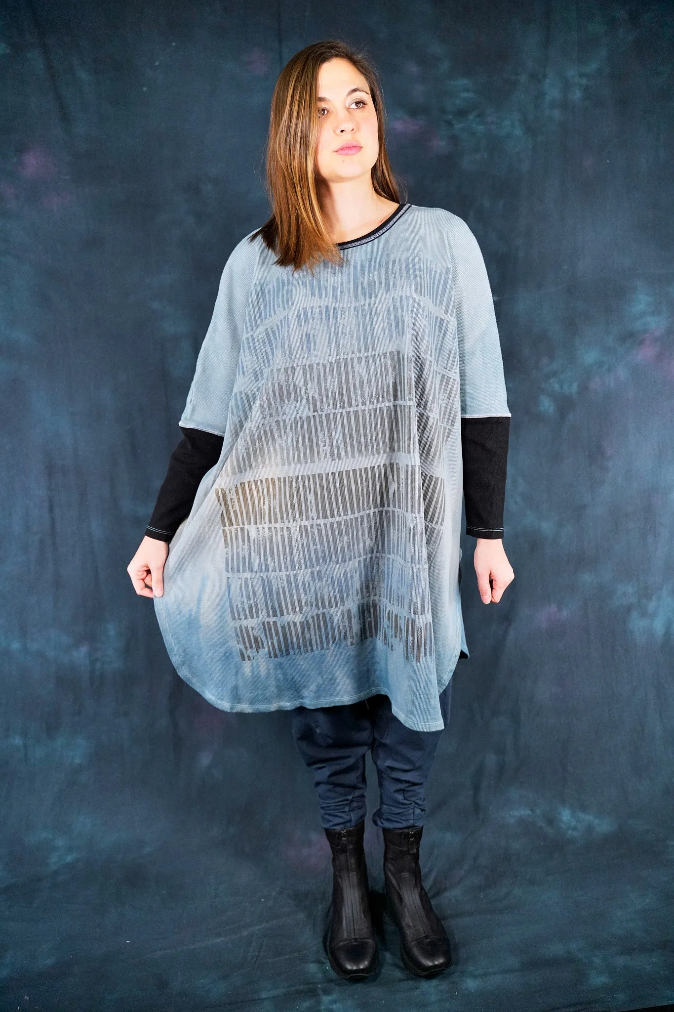2251HD Natural City Tunic Soft Aqua Linear 2