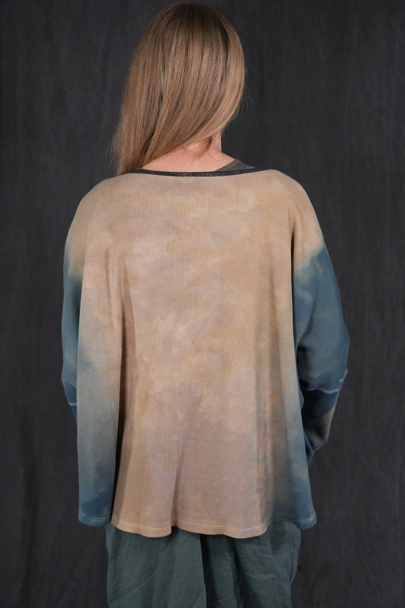 2323HD Crop Thermal Layer Top Forest Wood