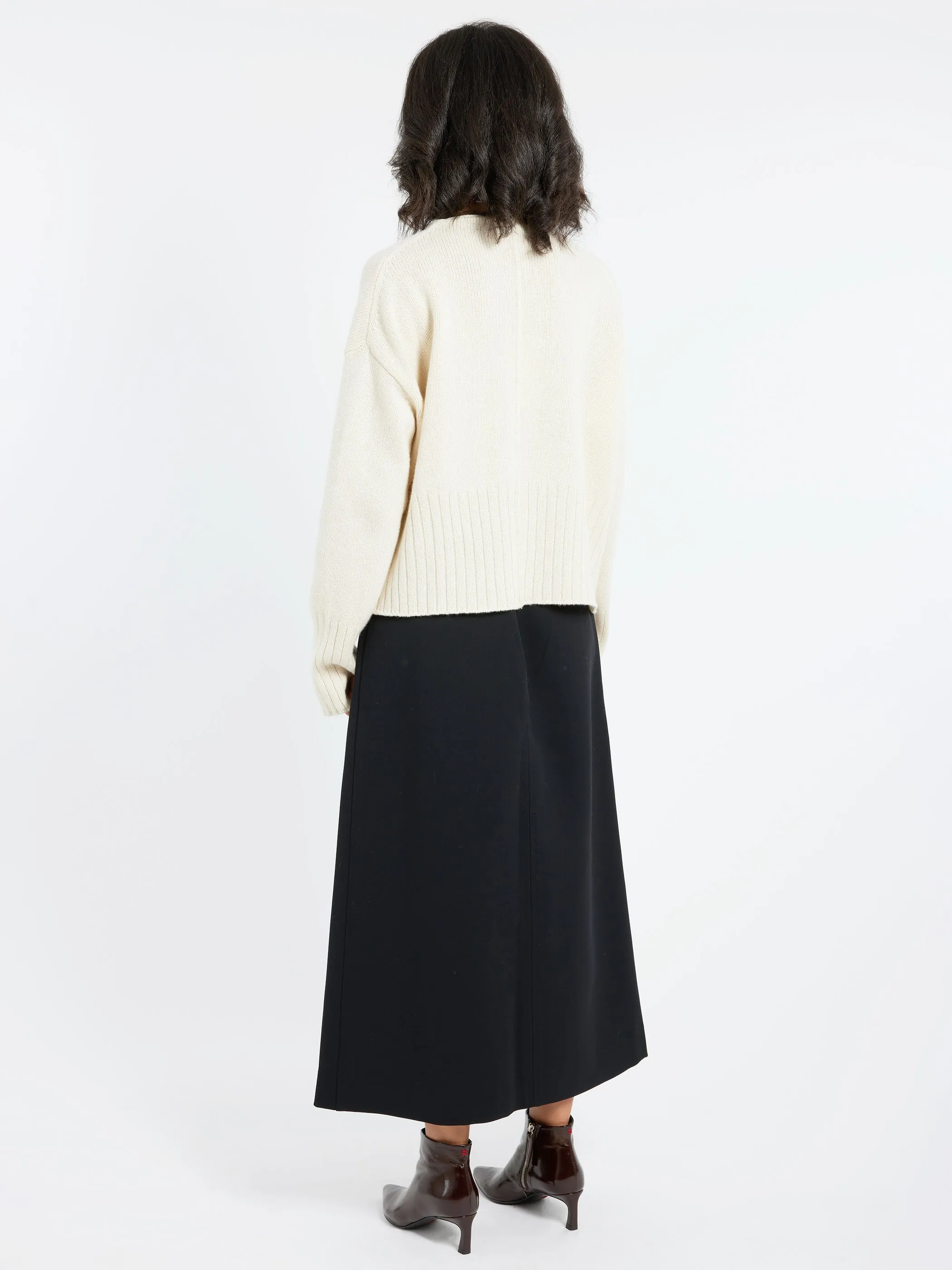 2404 Cashmere Blend Sweater