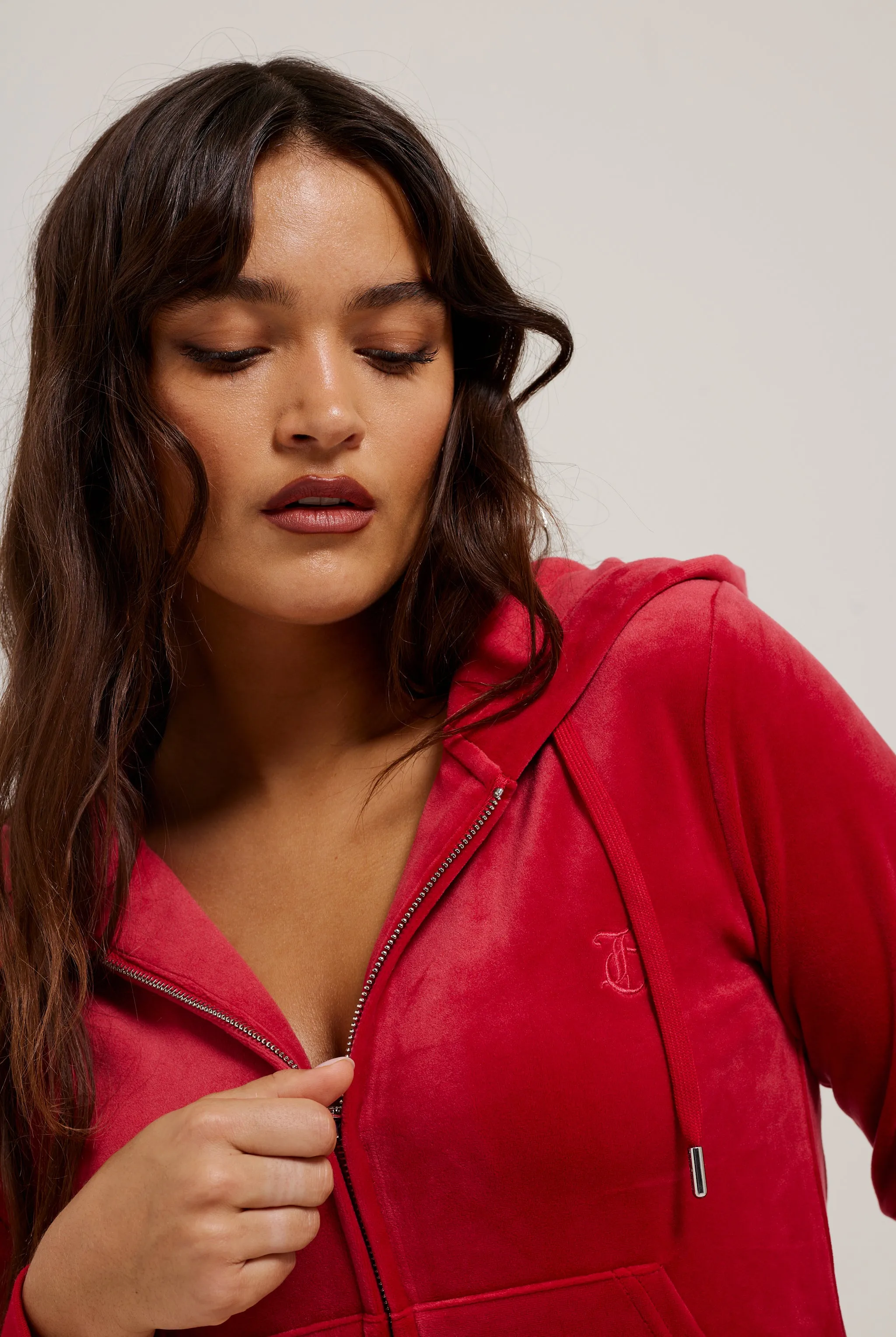 ASTOR RED CLASSIC VELOUR ROBERTSON HOODIE
