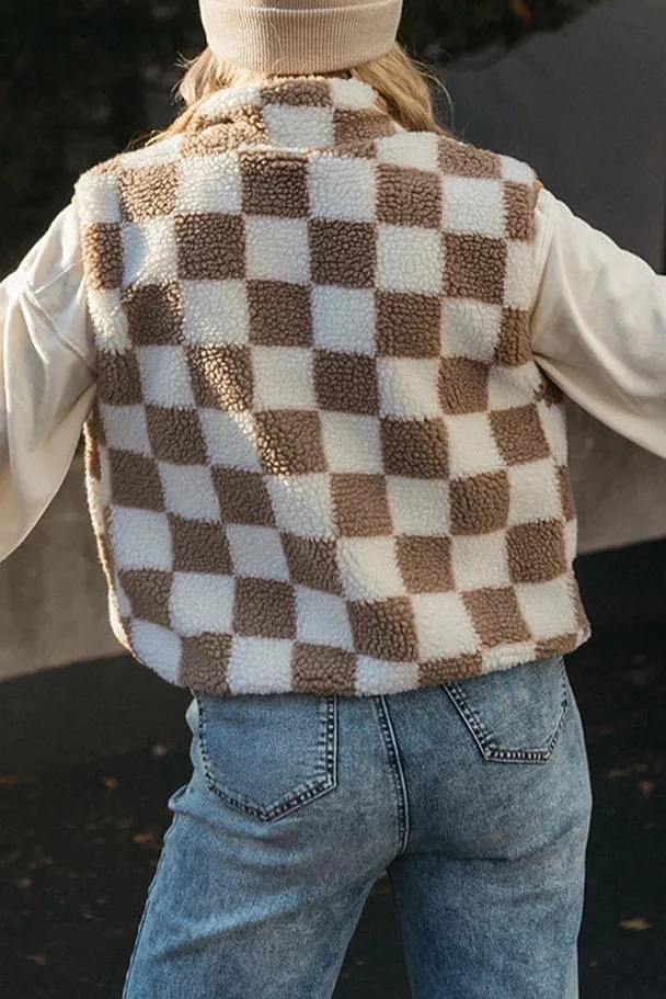 Averie Vest