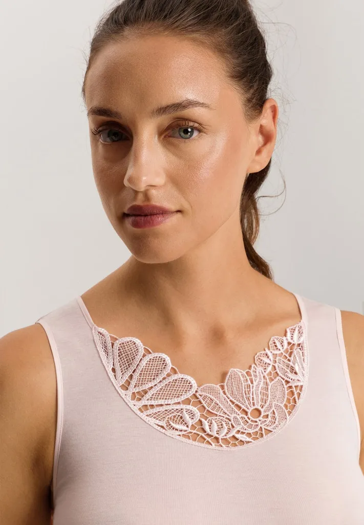 Belina - Sleeveless Top