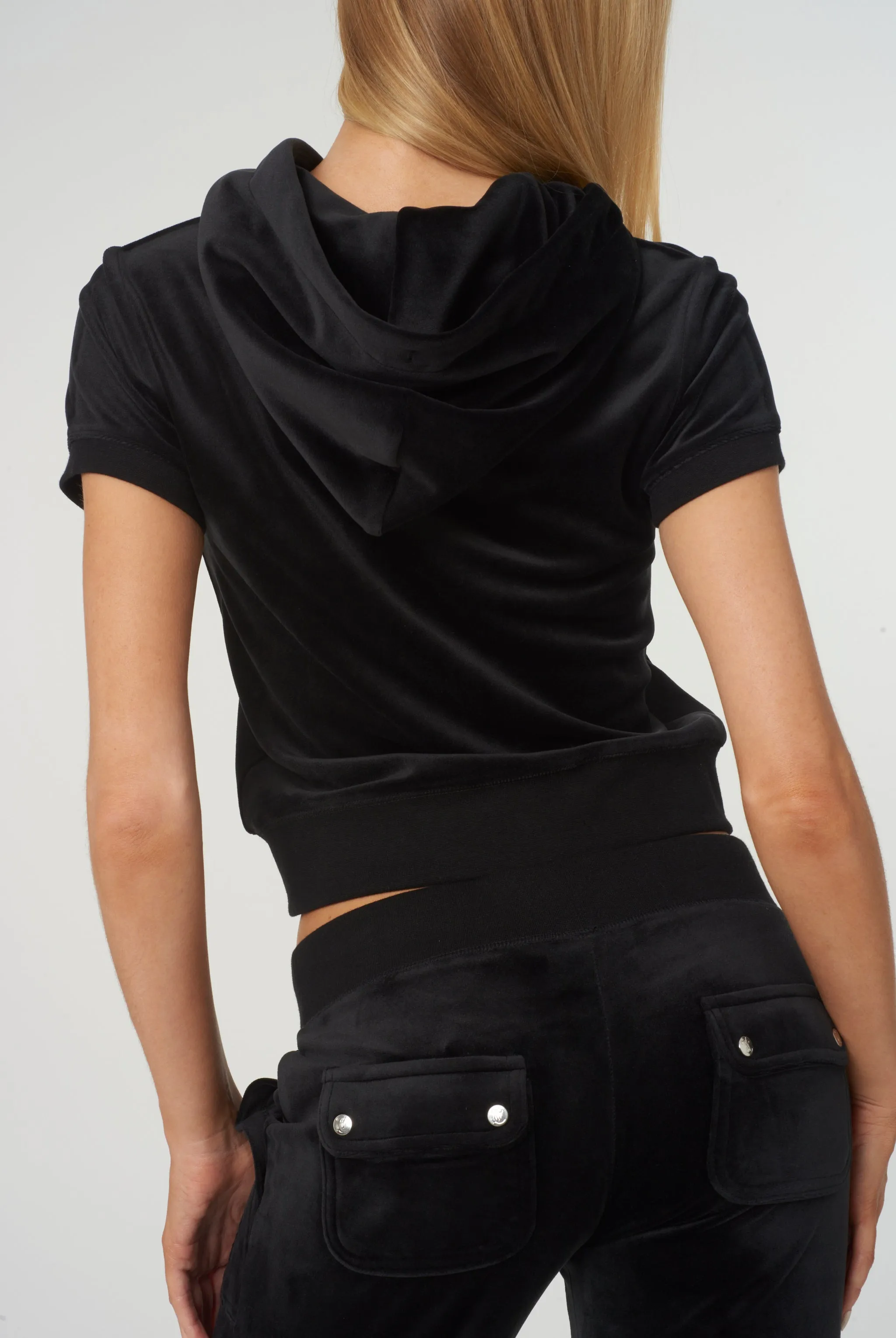 BLACK CLASSIC VELOUR SHORT SLEEVE HOODIE