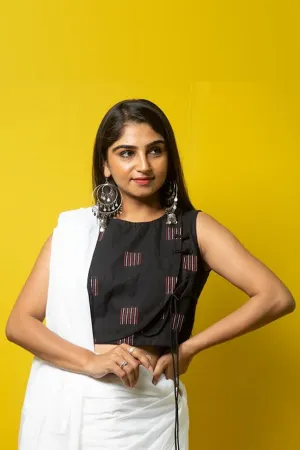Black Cotton Sleeveless Cropped Blouse