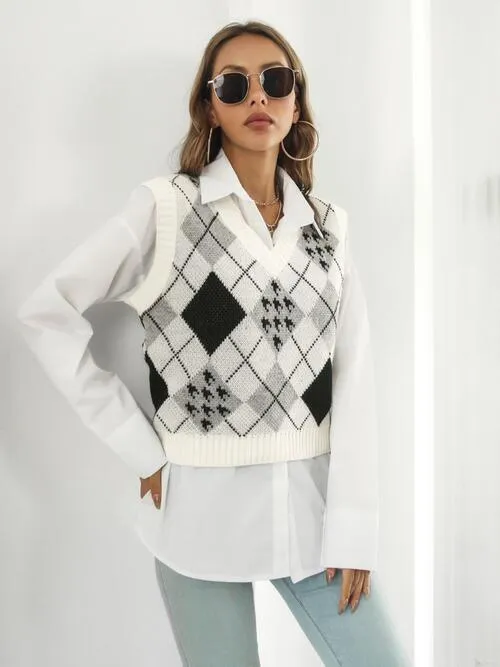Cold Safe V-Neck Argyle Sweater Vest
