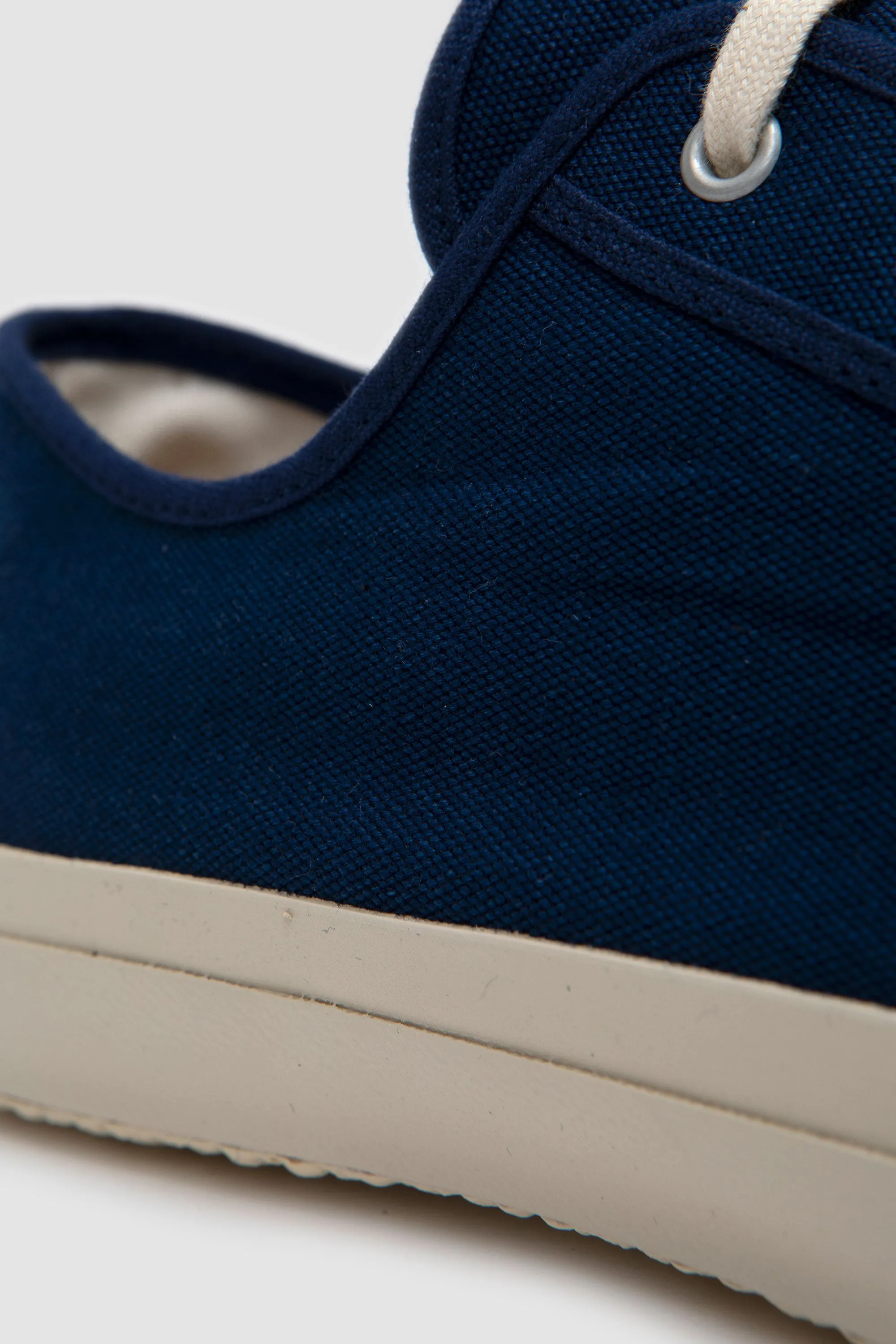 Court Indigo