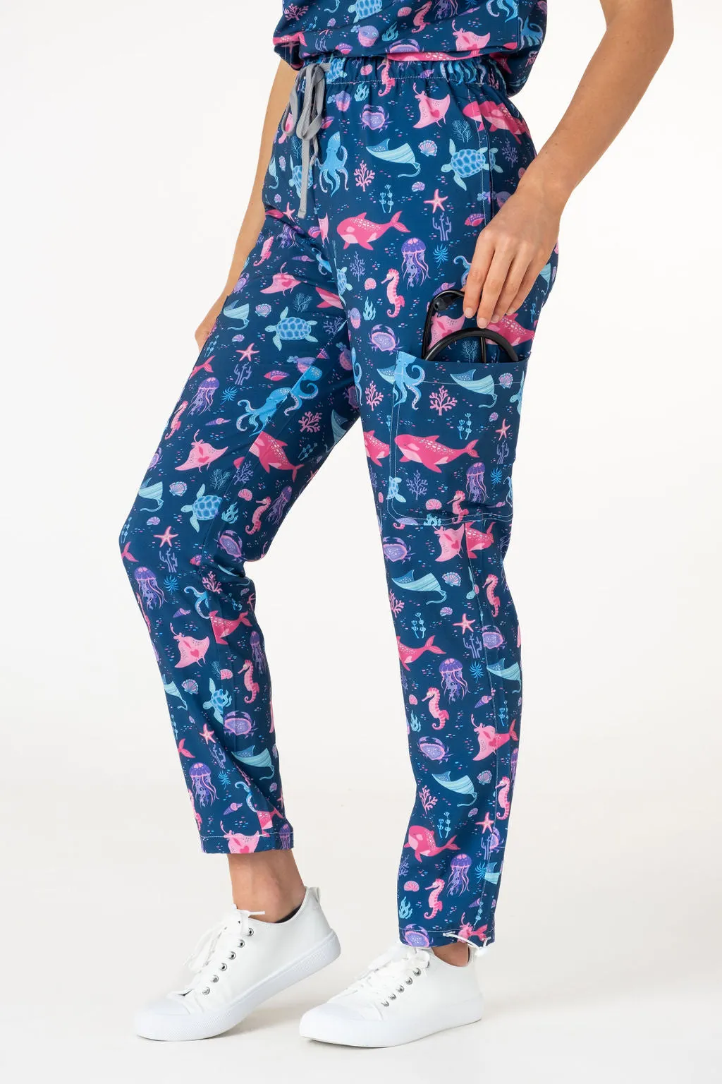 Deep Sea Delight Scrubs Set (Cotton)