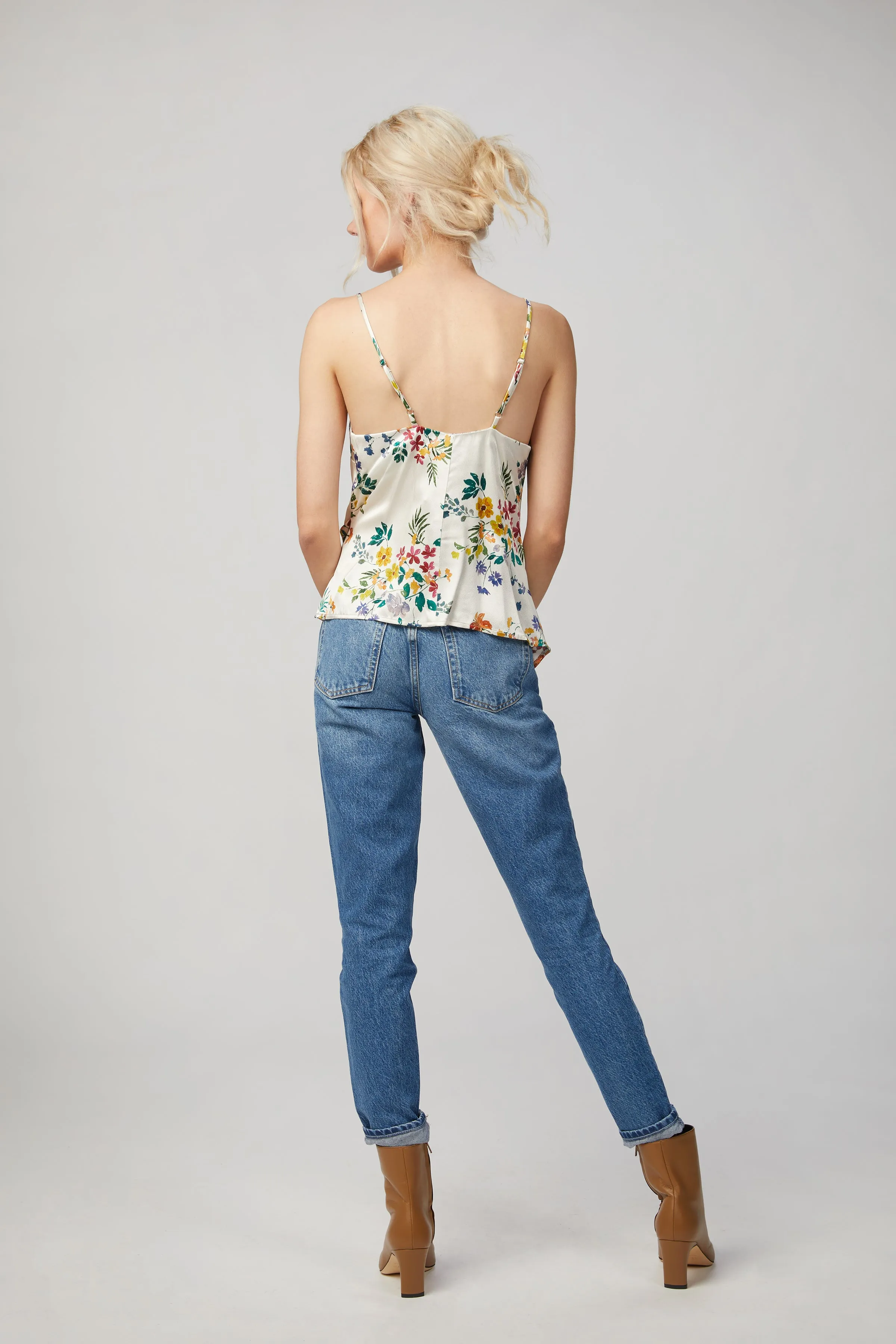EVIE SCOOPNECK CAMI