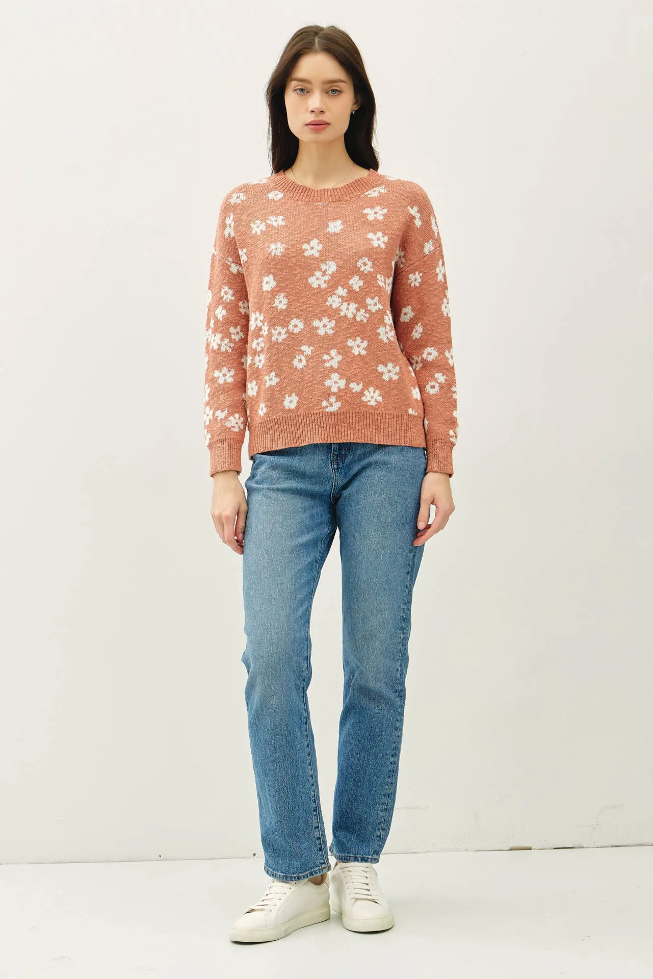 FLORAL SWEATER TOP