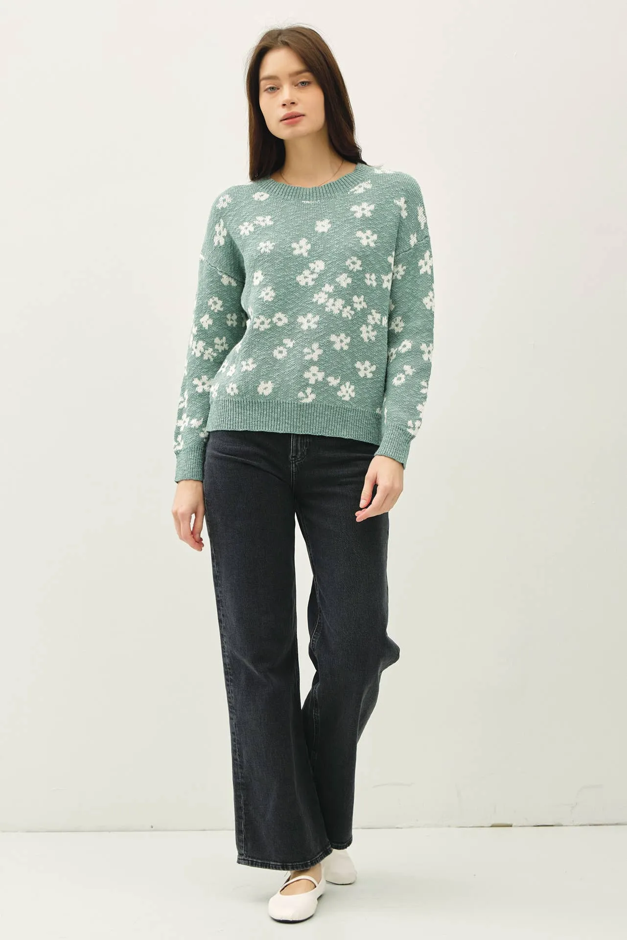 FLORAL SWEATER TOP