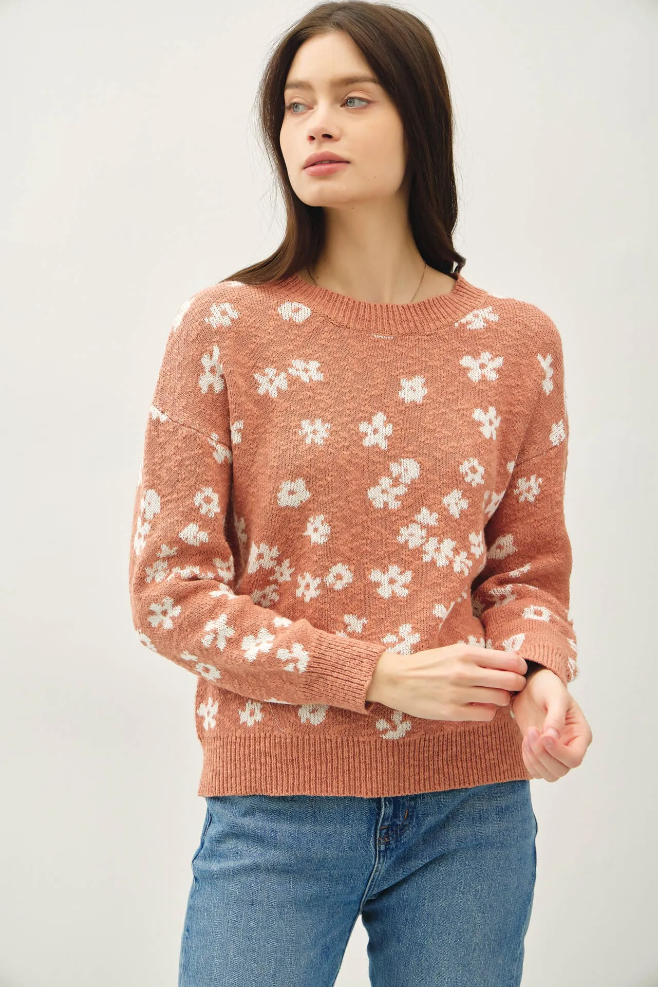 FLORAL SWEATER TOP