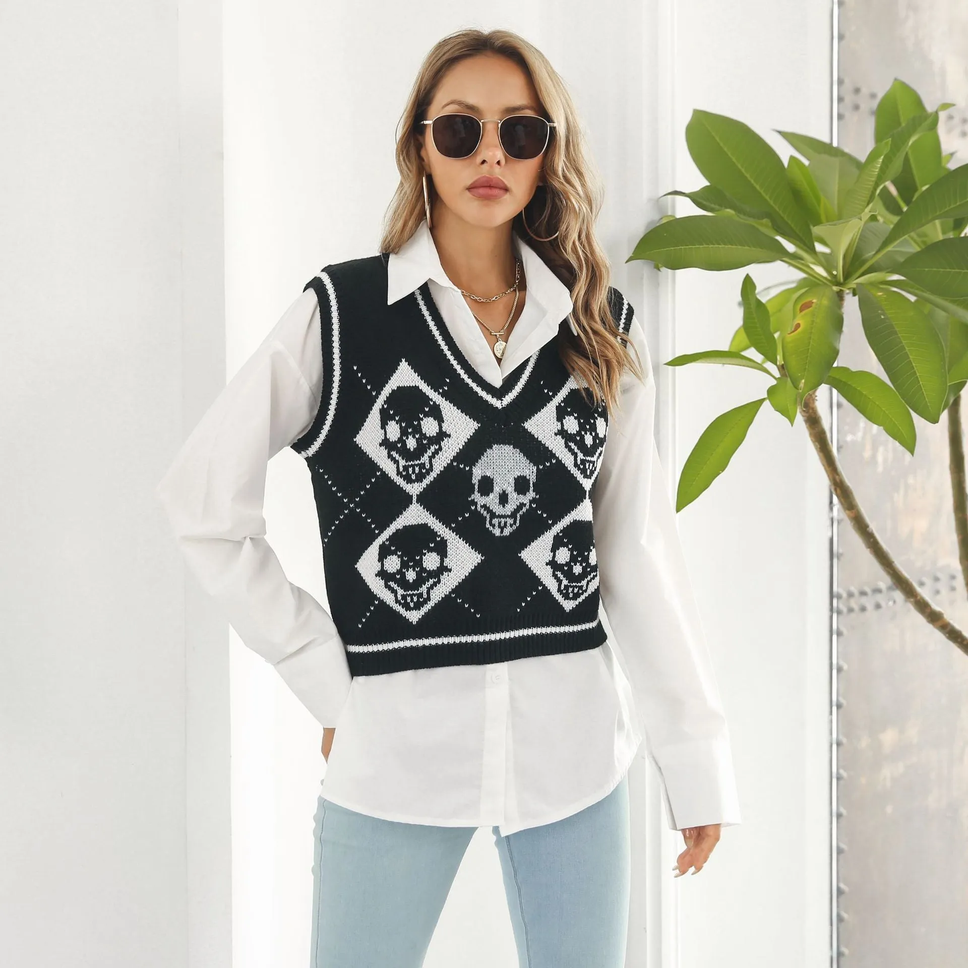 Halloween Sweaters Women Vest Y2K Skulls Personality Knitted Female Vest Plaid Fashion Winter Knitwear Sweaters Tops Women