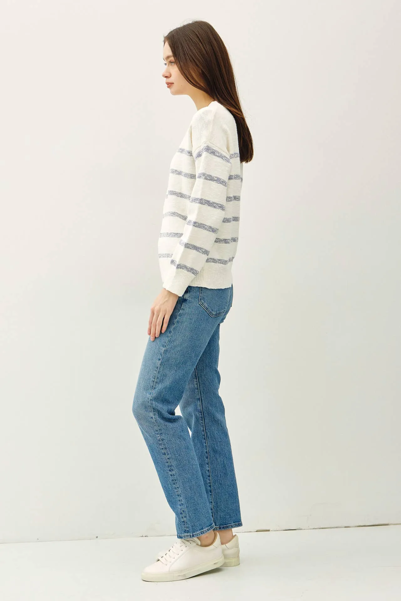 HEATHER STRIPED LONG SLEEVE SWEATER