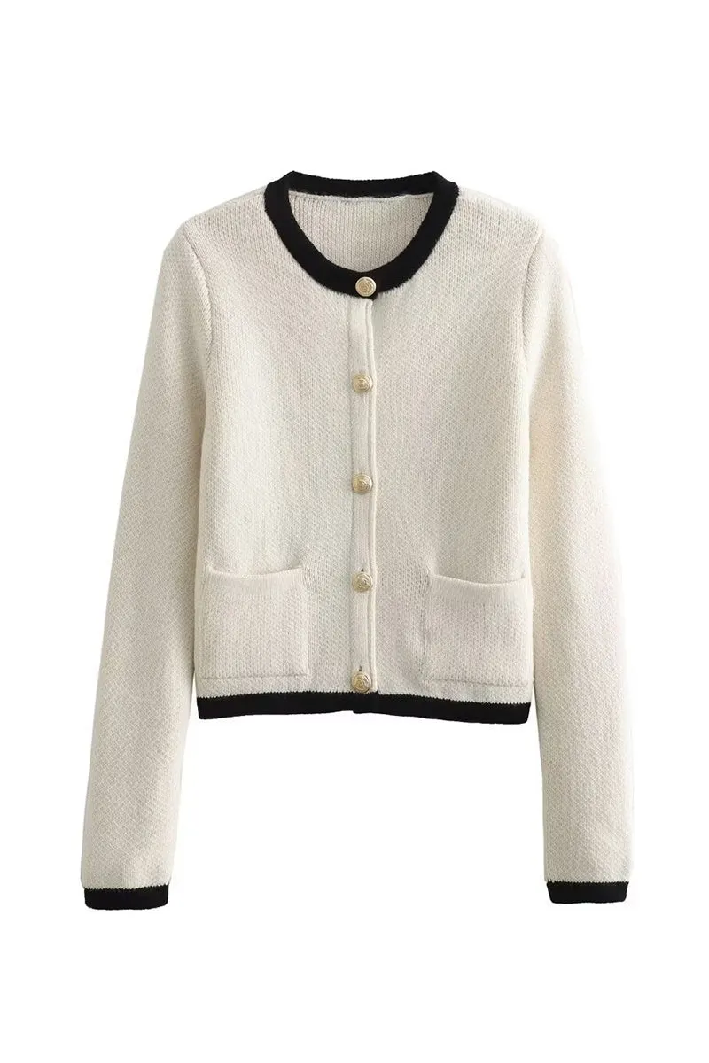 HWS1371 Classic Button-Front Knit Cardigan