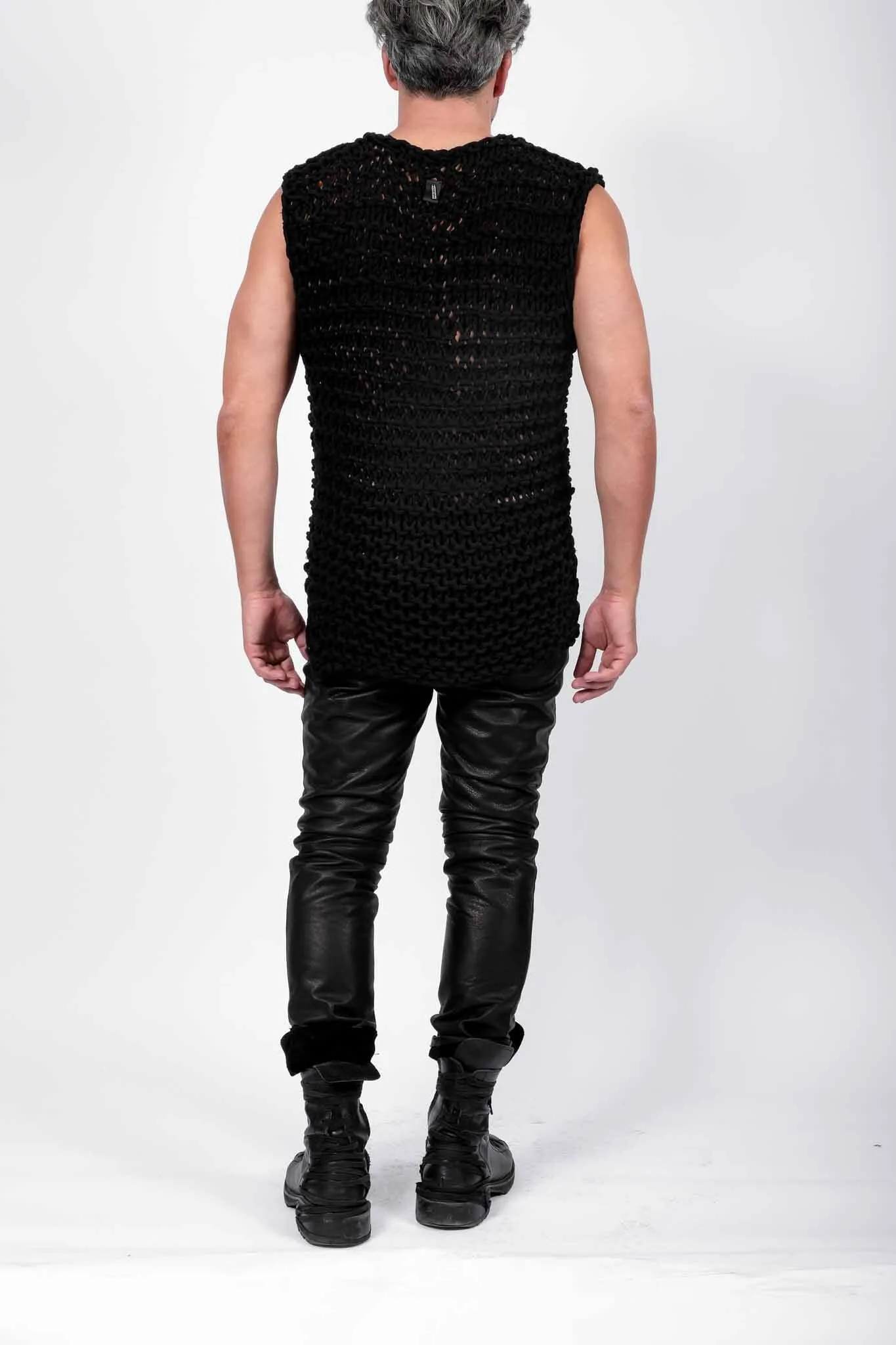 Knitted Sleeveless V-Neck Top