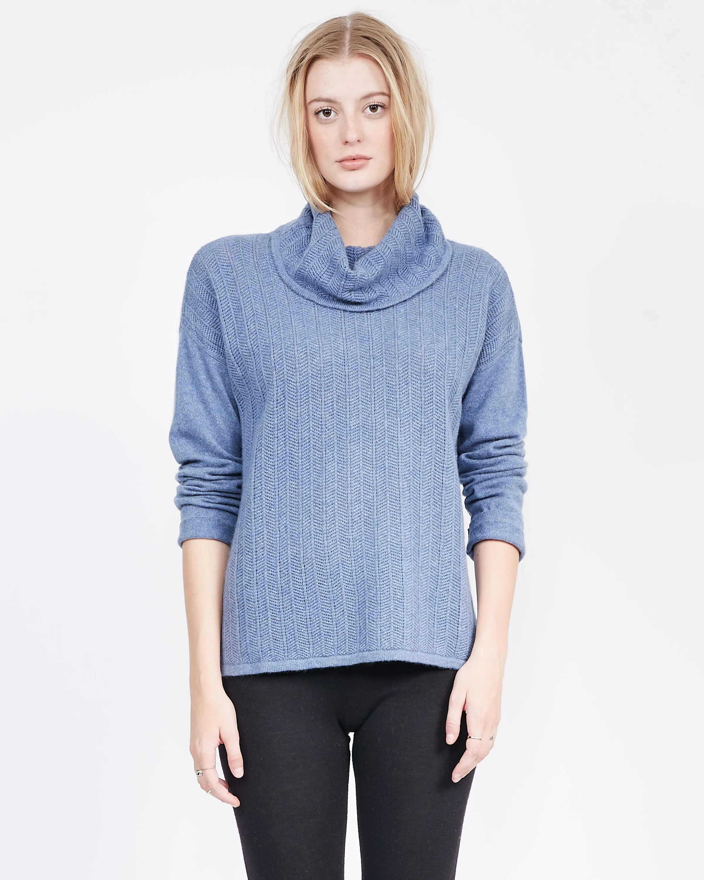 Martina Oversized Turtleneck