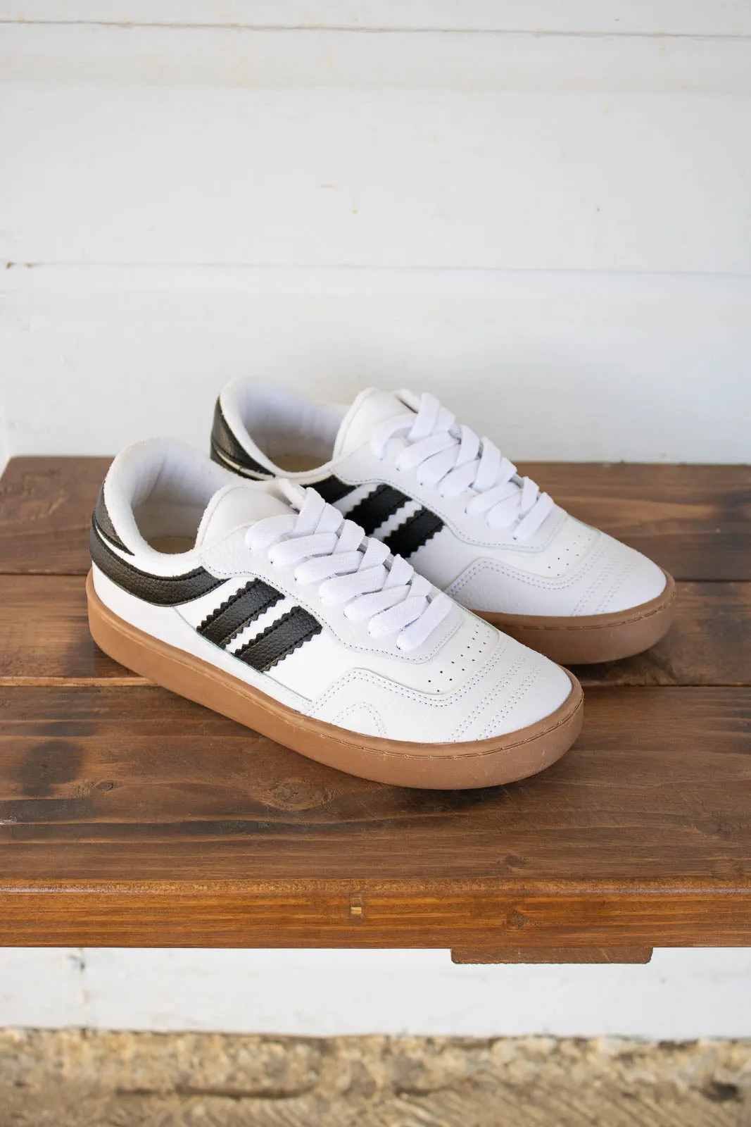 Miela White & Black Sneakers