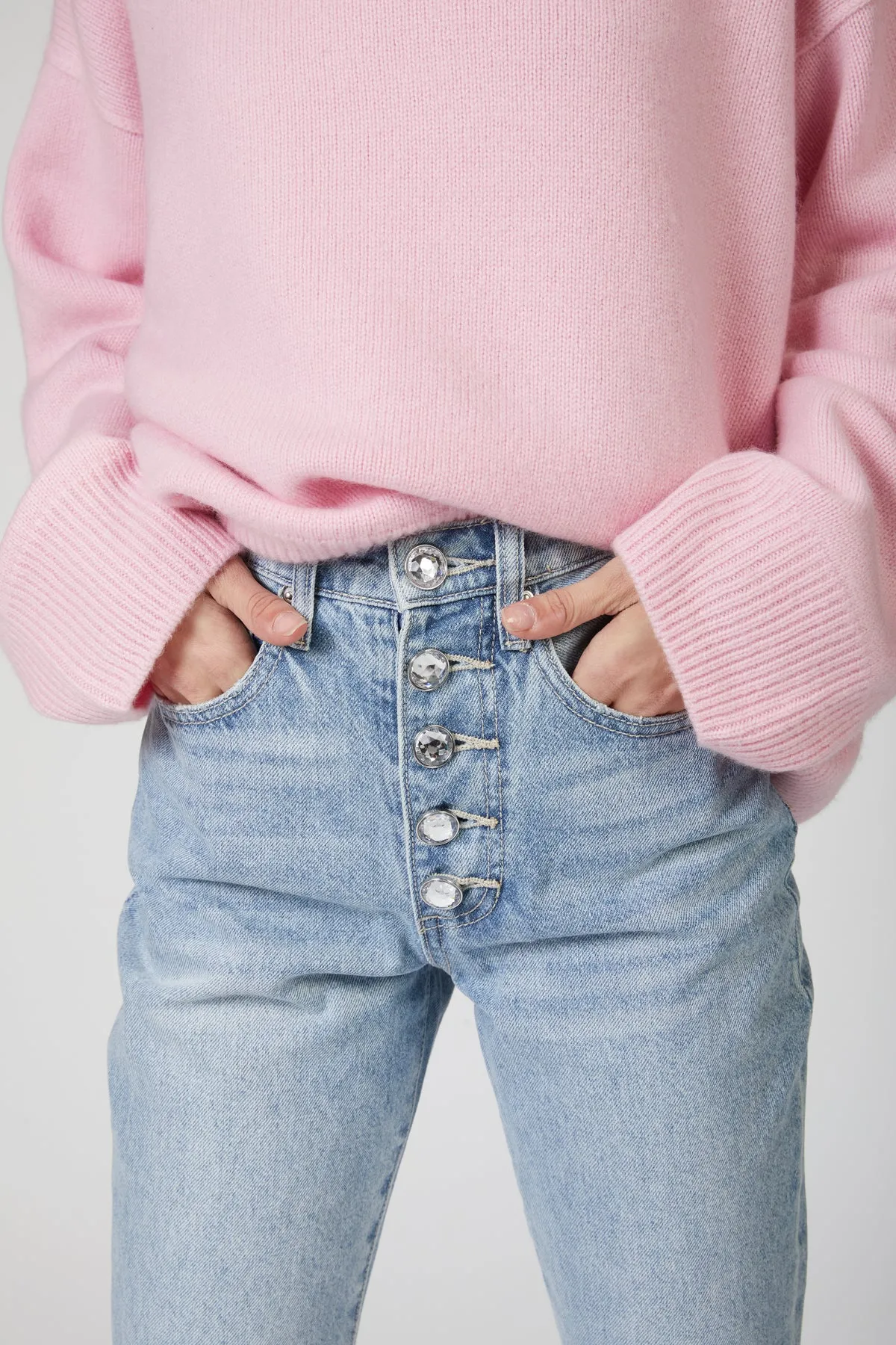 OVERSIZED CASHMERE TURTLENECK SWEATER