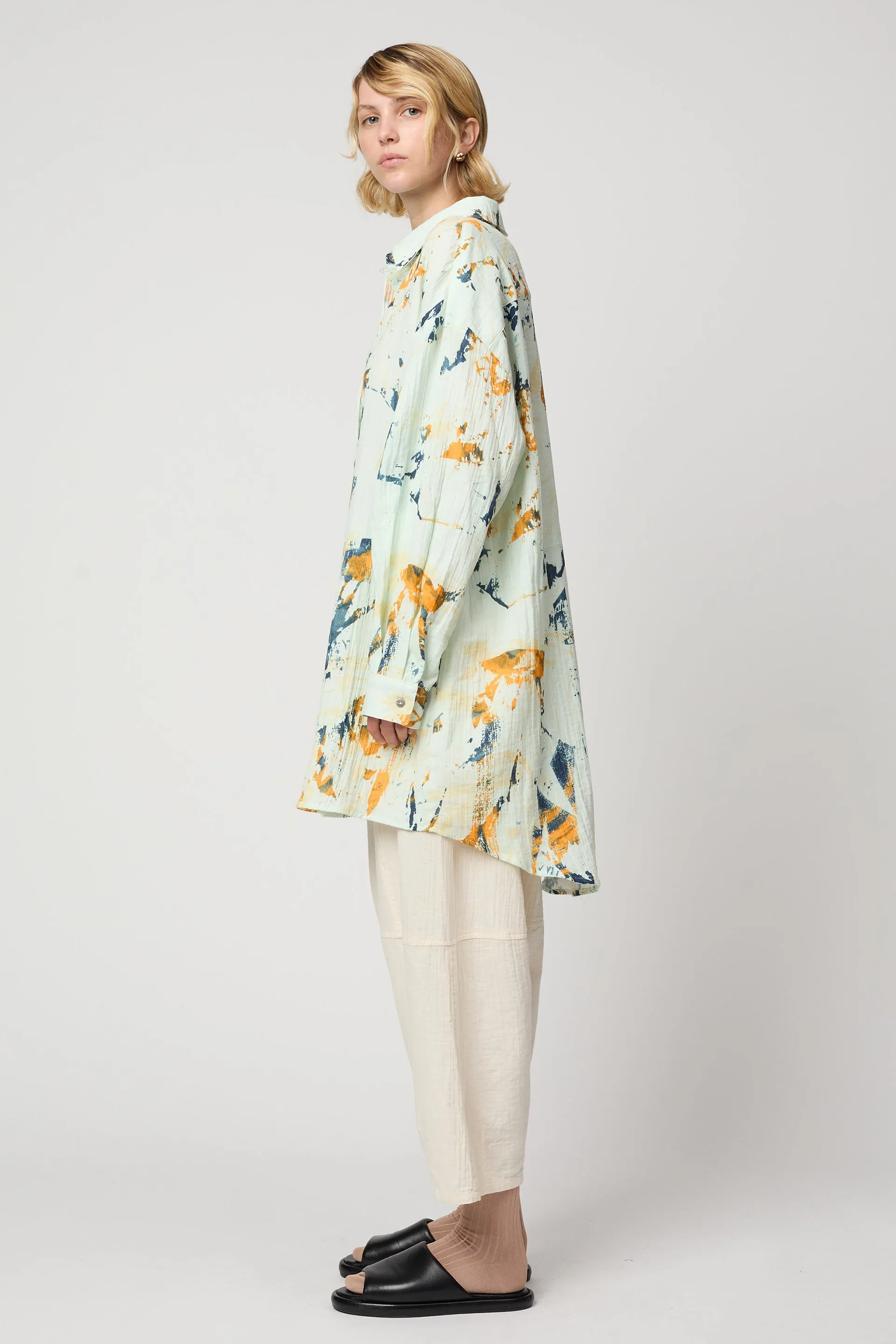 OVERSIZED OVERLAY IN CRINKLED COTTON, MARBLE