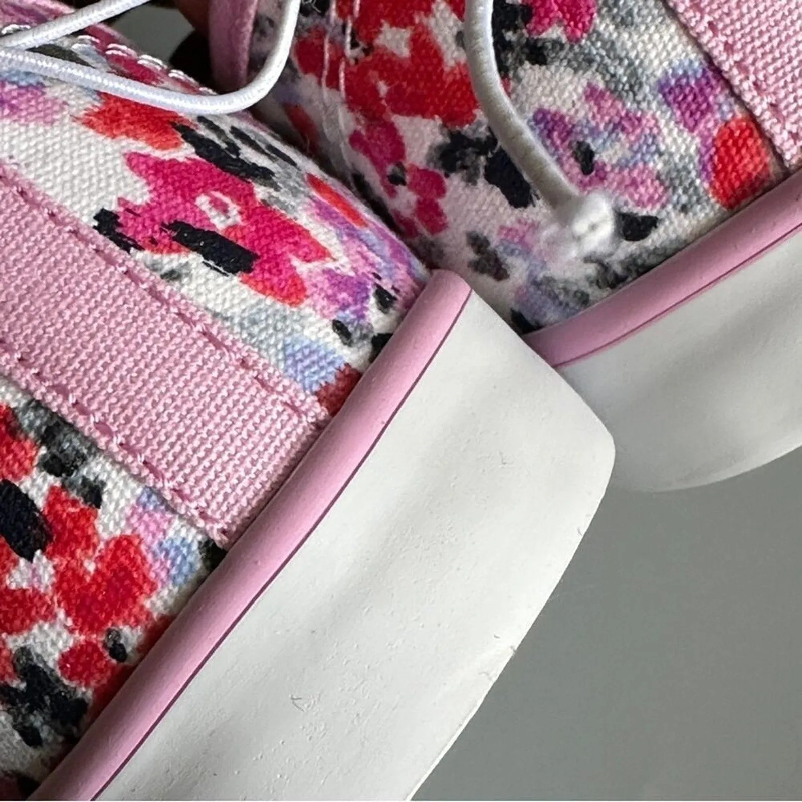 PanacheProse Gymboree Size 2 Floral Canvas Shoes Pink Tennis Sneakers Flat Shoes