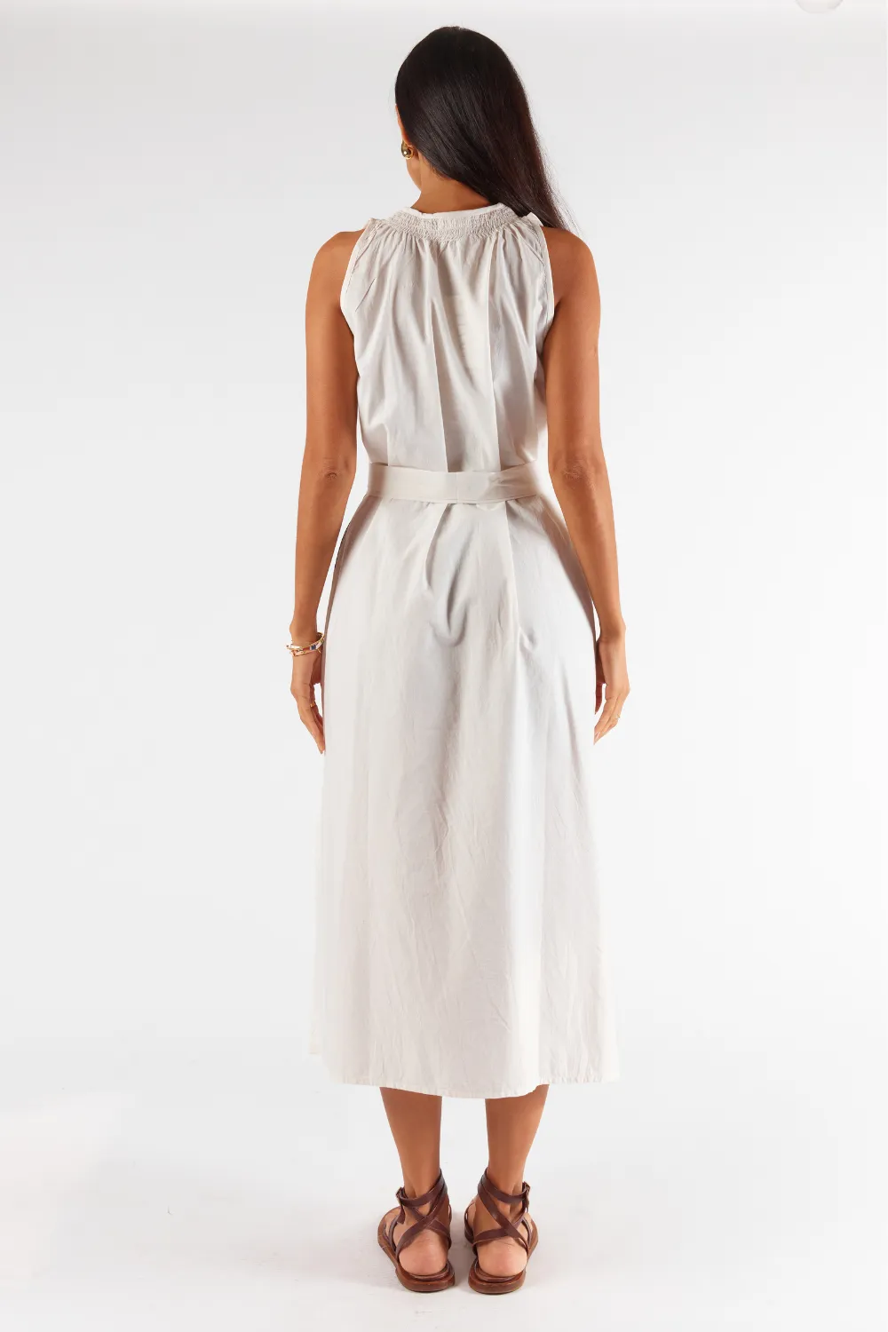 Quillota S/Less Dress White