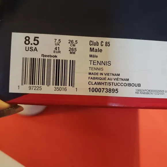 Reebok Sneakers