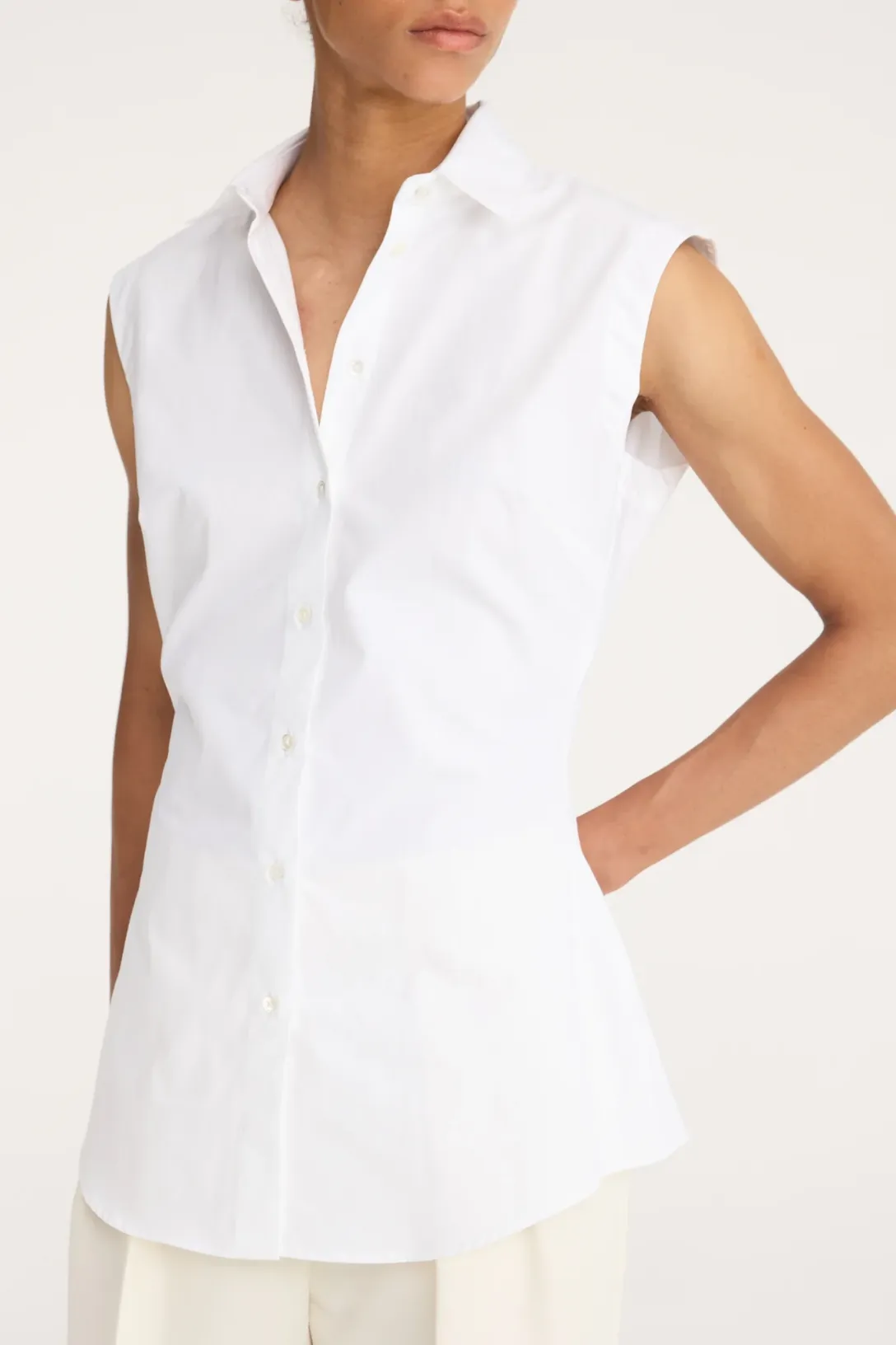 Shaped Poplin Sleeveless Shirt | Optic White