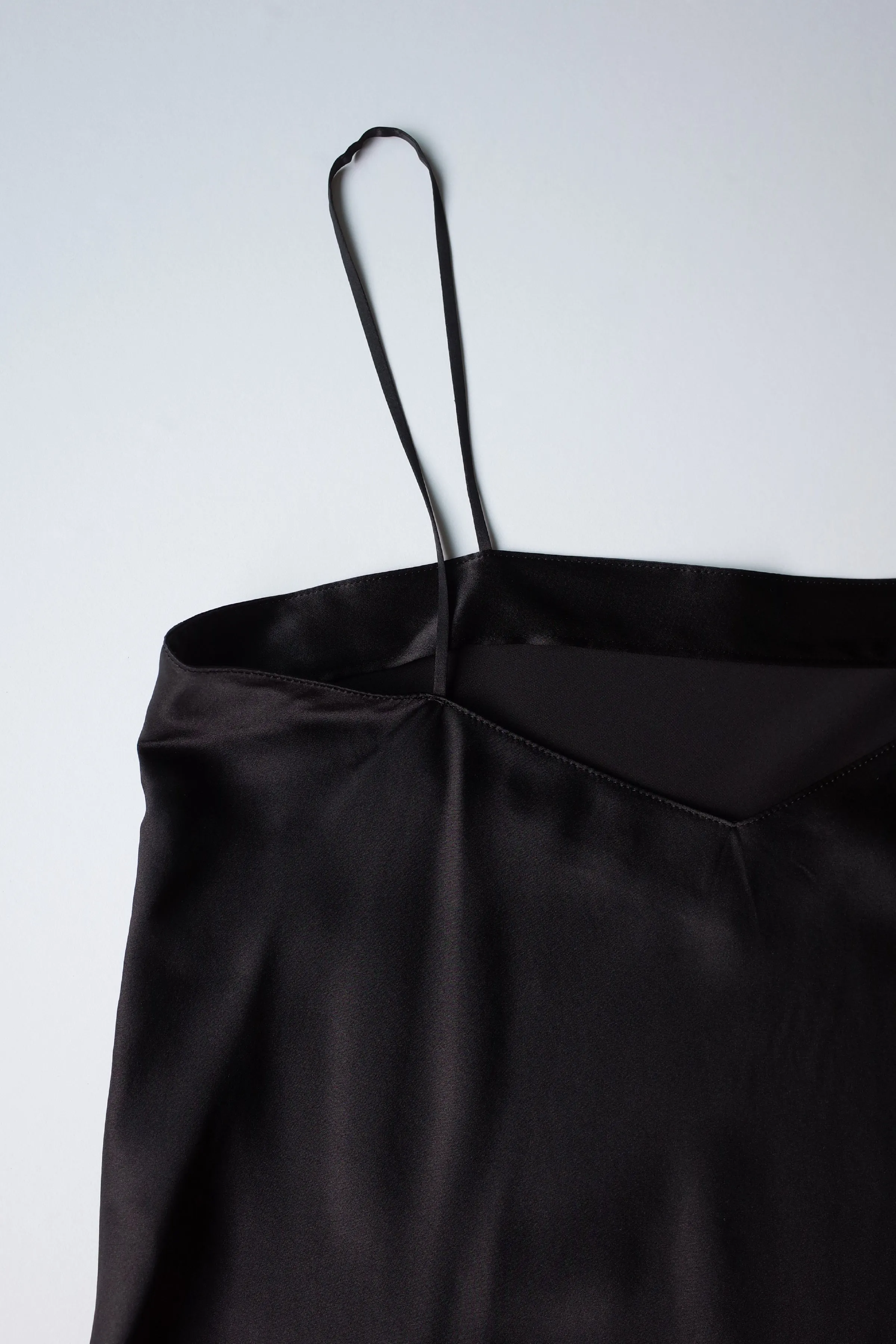 SILK CAMISOLE　BLACK