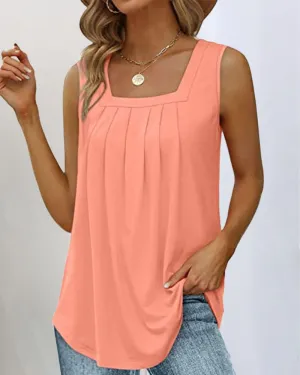 Sleek tank top with trendy square neckline
