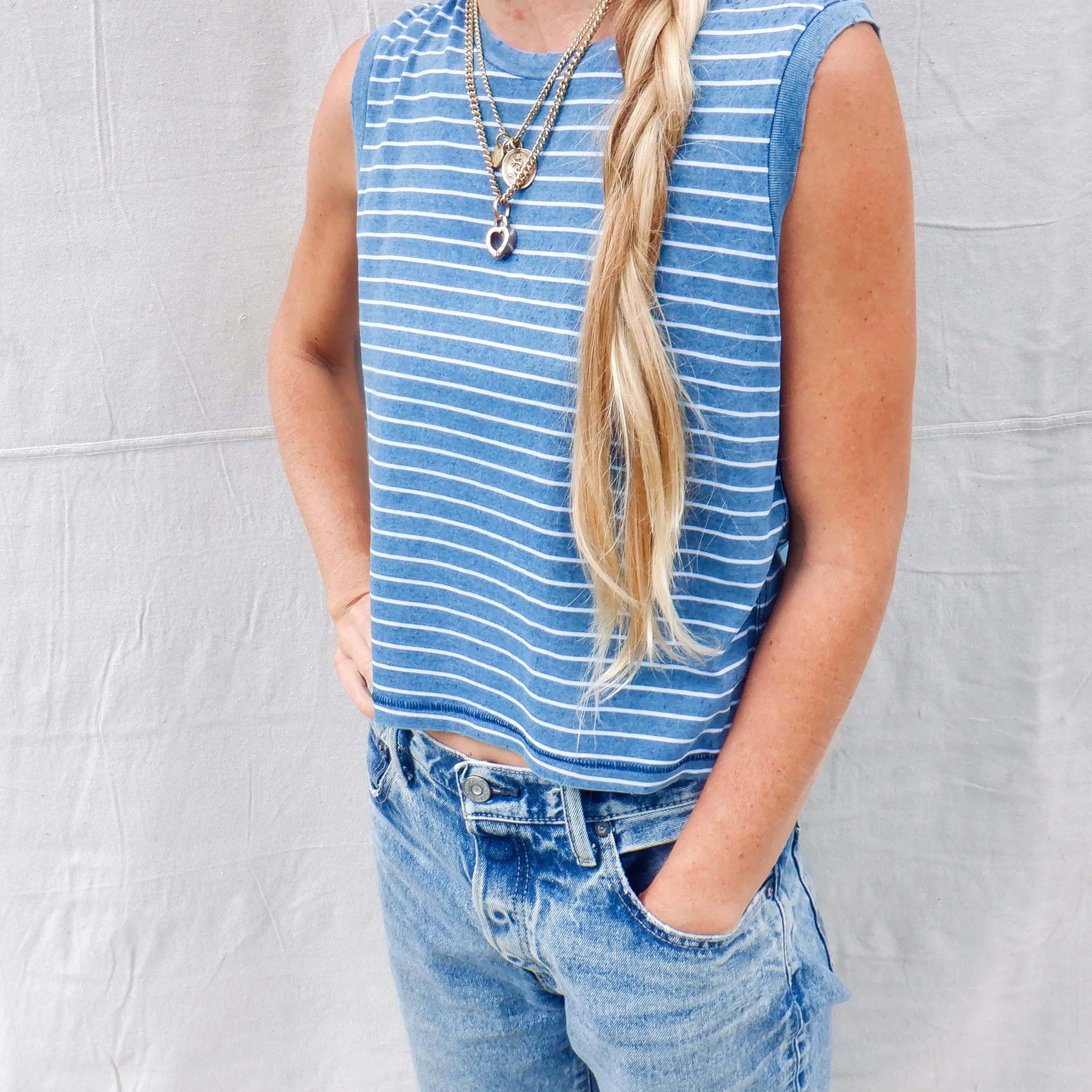 Sleeveless Babe Tee - Indigo/White