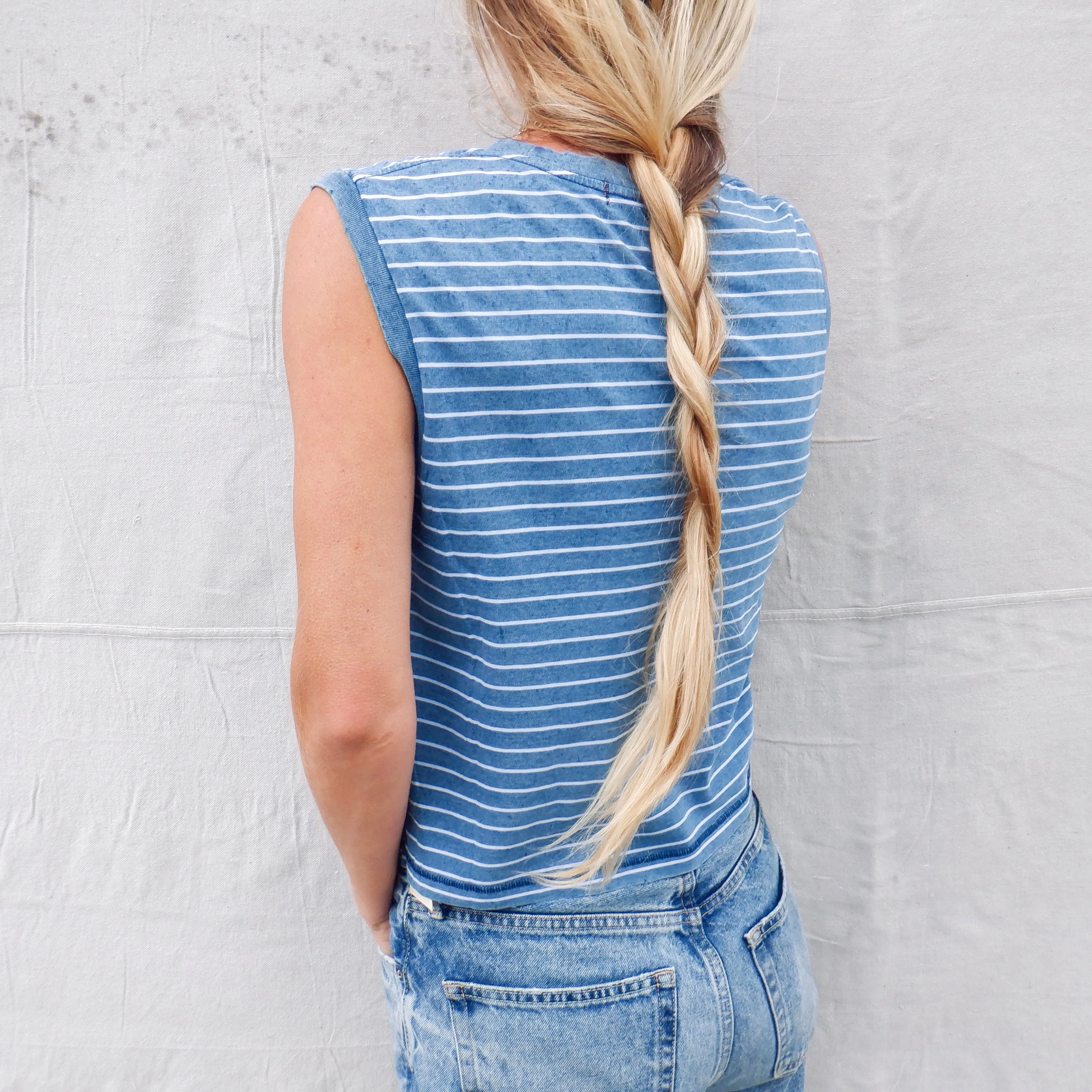 Sleeveless Babe Tee - Indigo/White