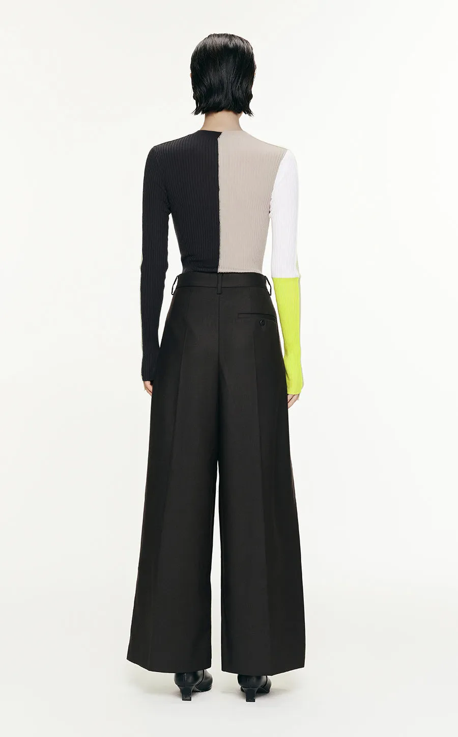 Sweater / JNBY Slim-Fit Color-Block Wool Sweater