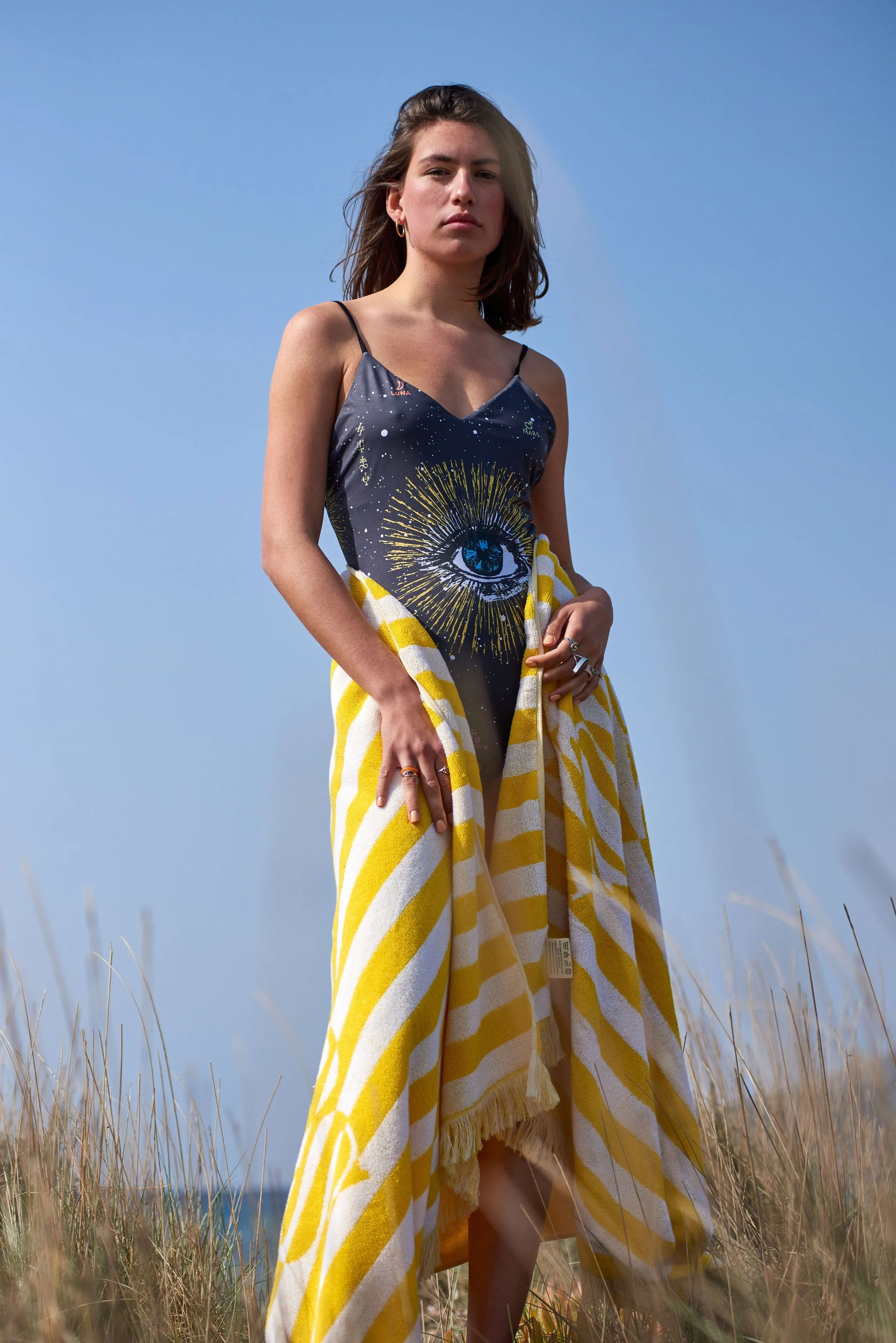 The Cosmos Eye | V-shape Swimsuit