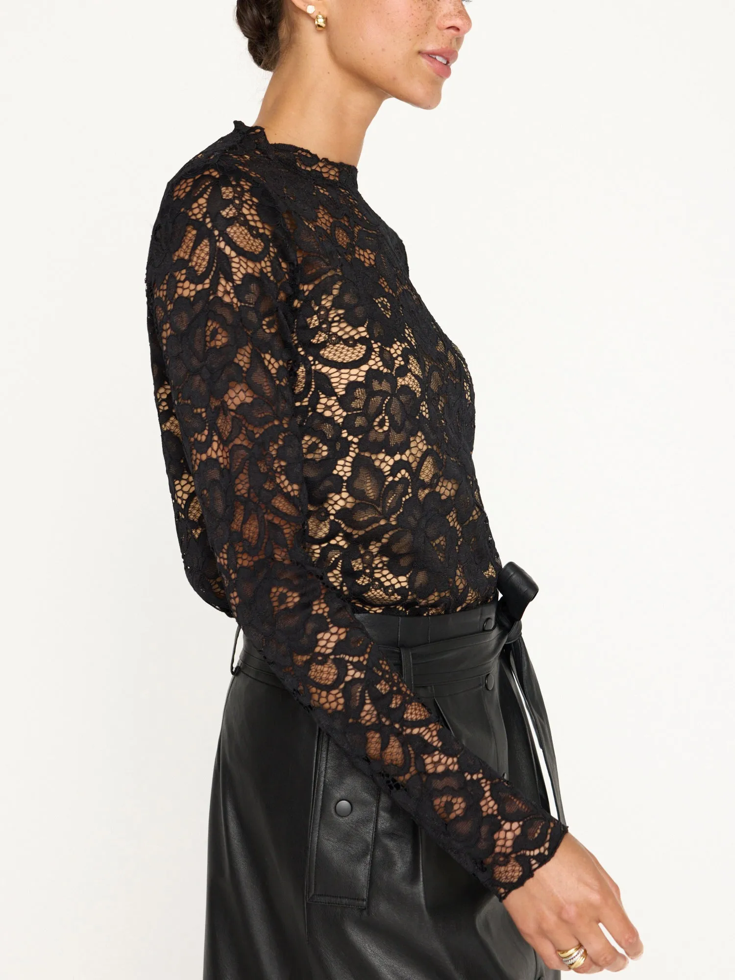 The Donne Floral Lace Top
