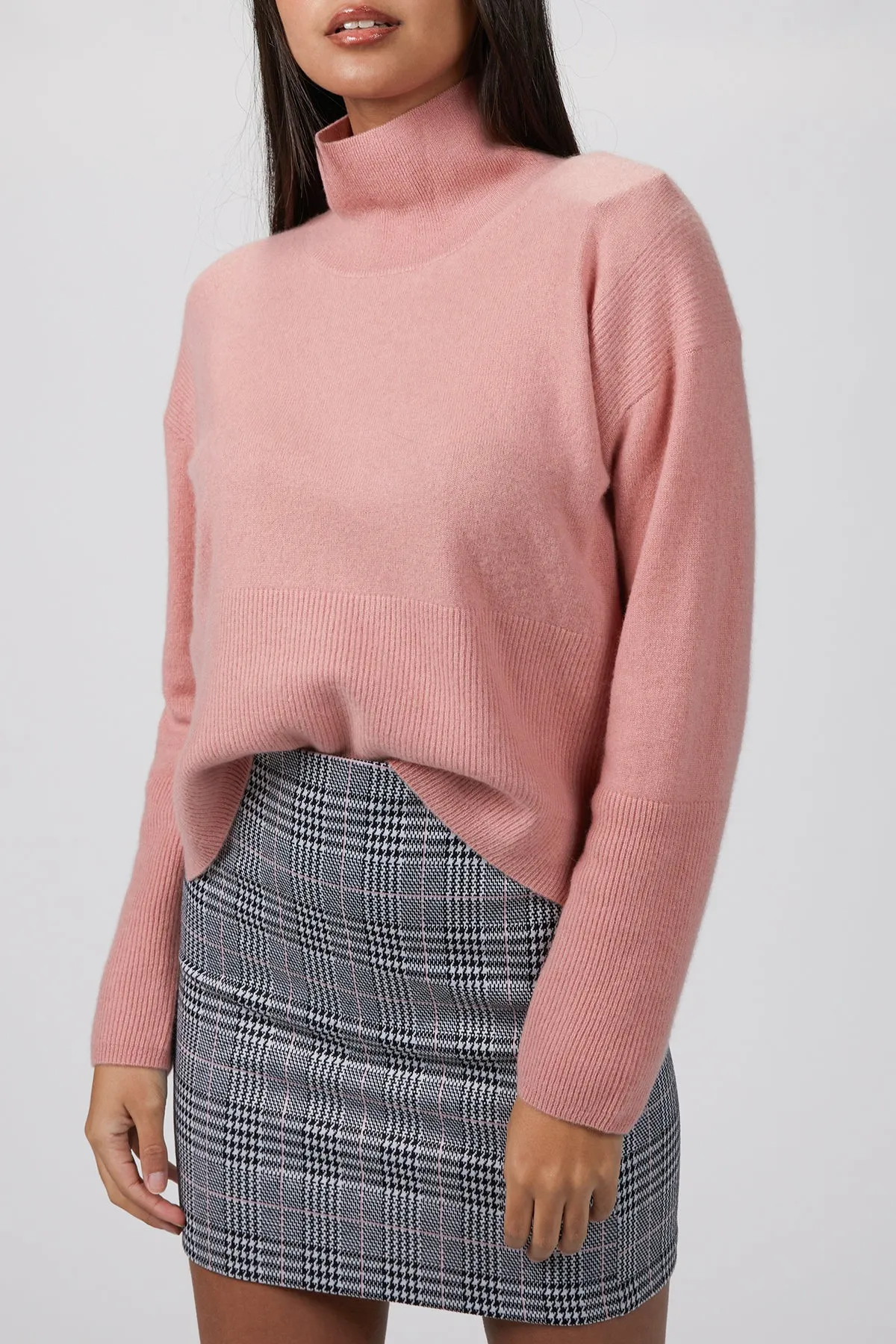 TURTLENECK CASHMERE SWEATER