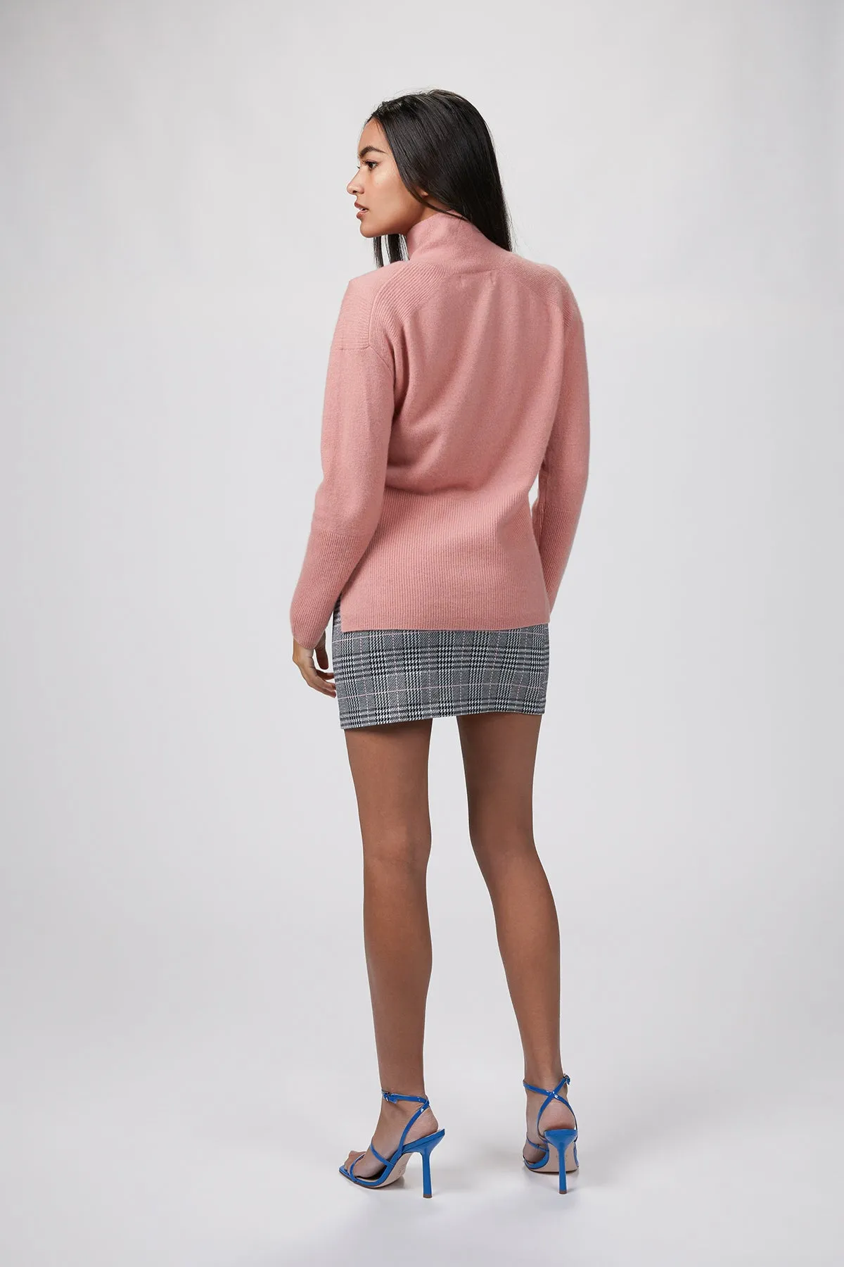 TURTLENECK CASHMERE SWEATER