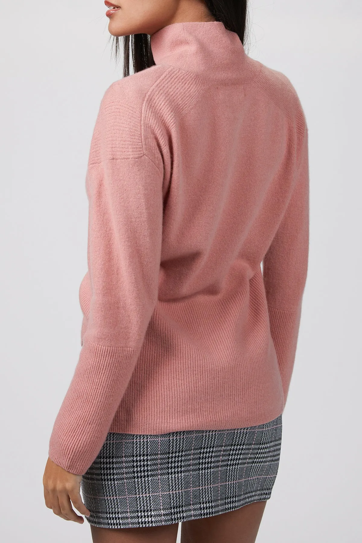 TURTLENECK CASHMERE SWEATER