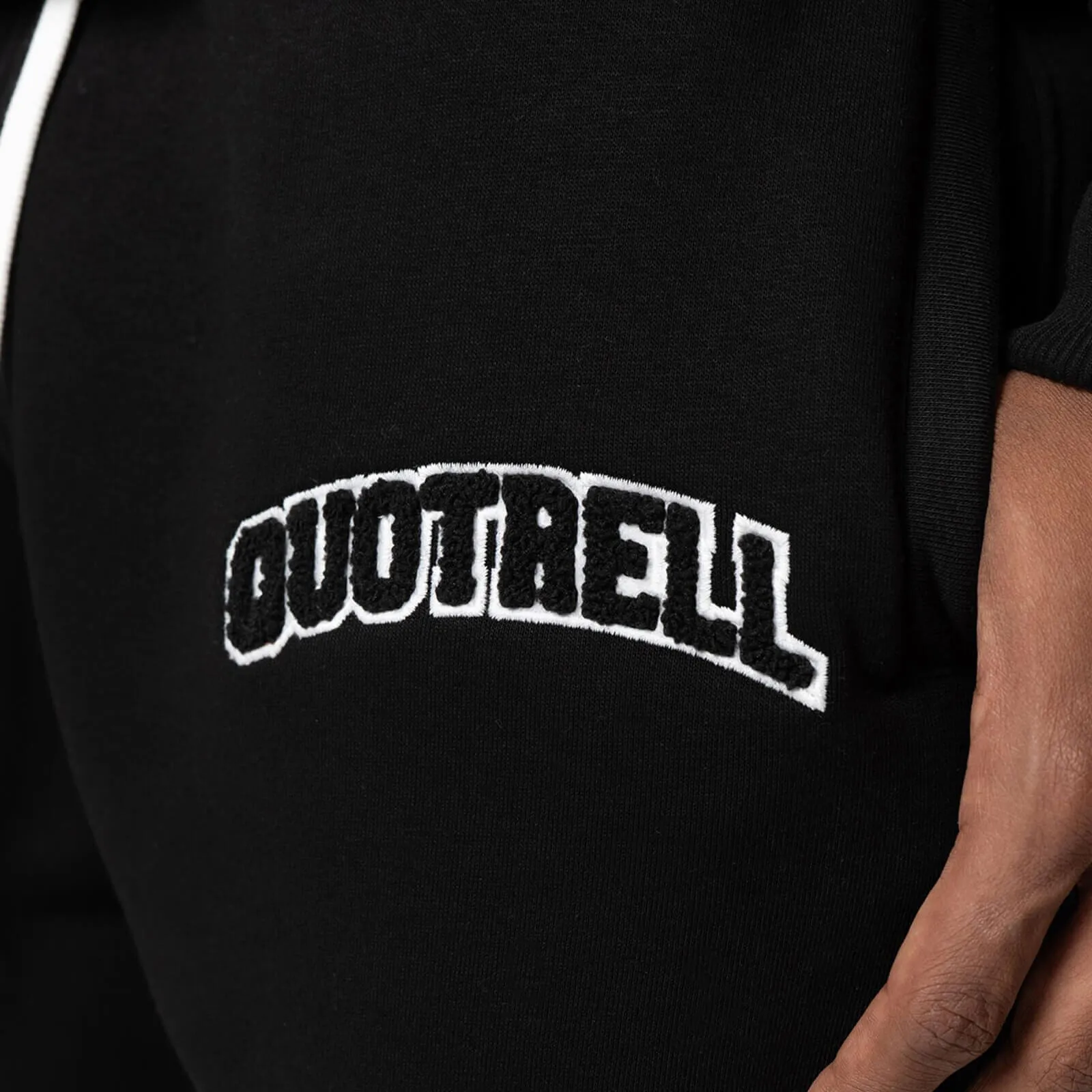 UNIVERSITY SET | BLACK/WHITE