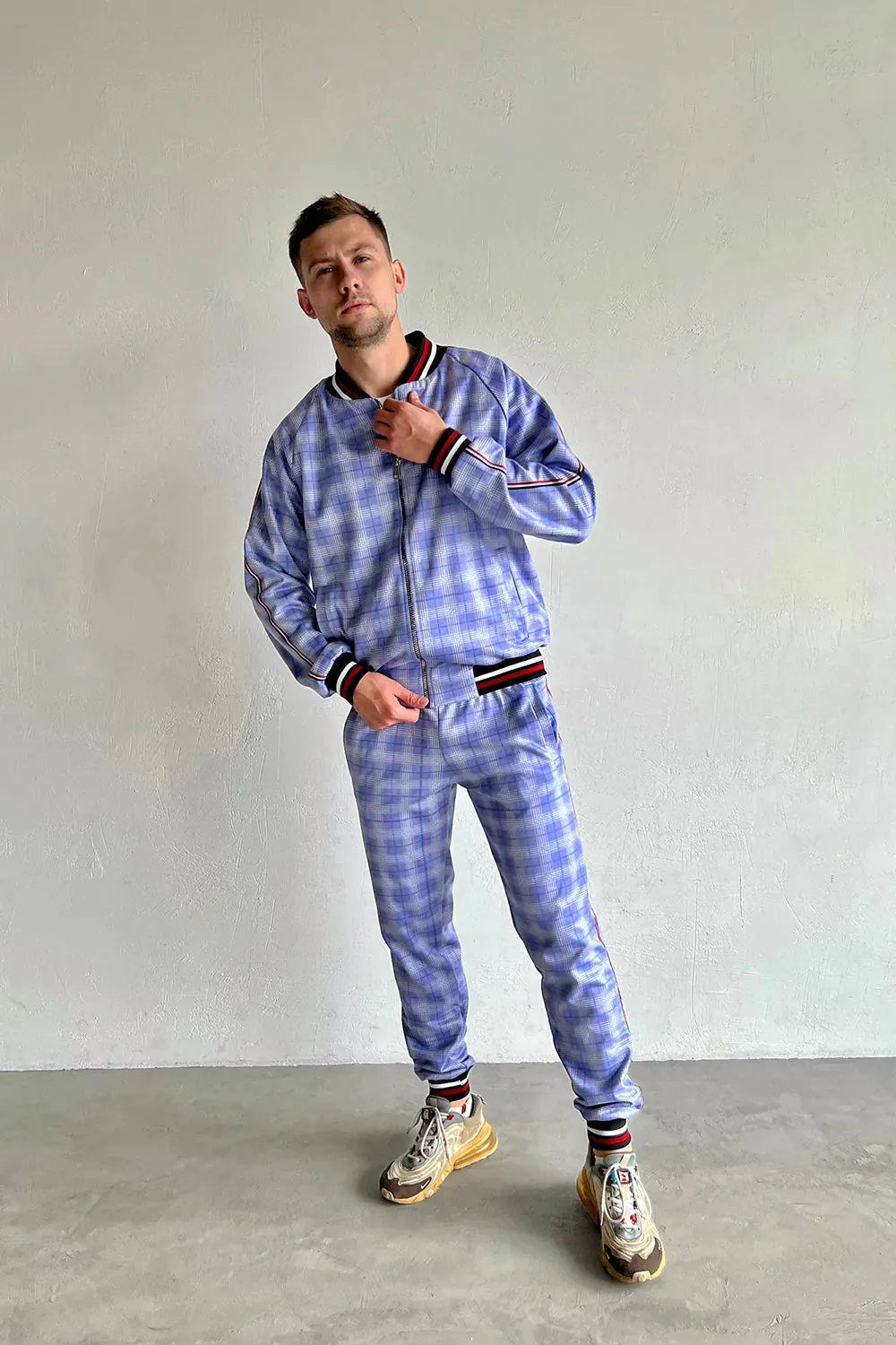 Violet and blue checkered men’s tracksuit