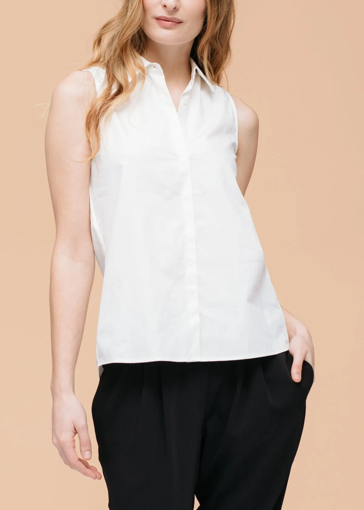 Women's Basic Sleeveless Poplin Shirt