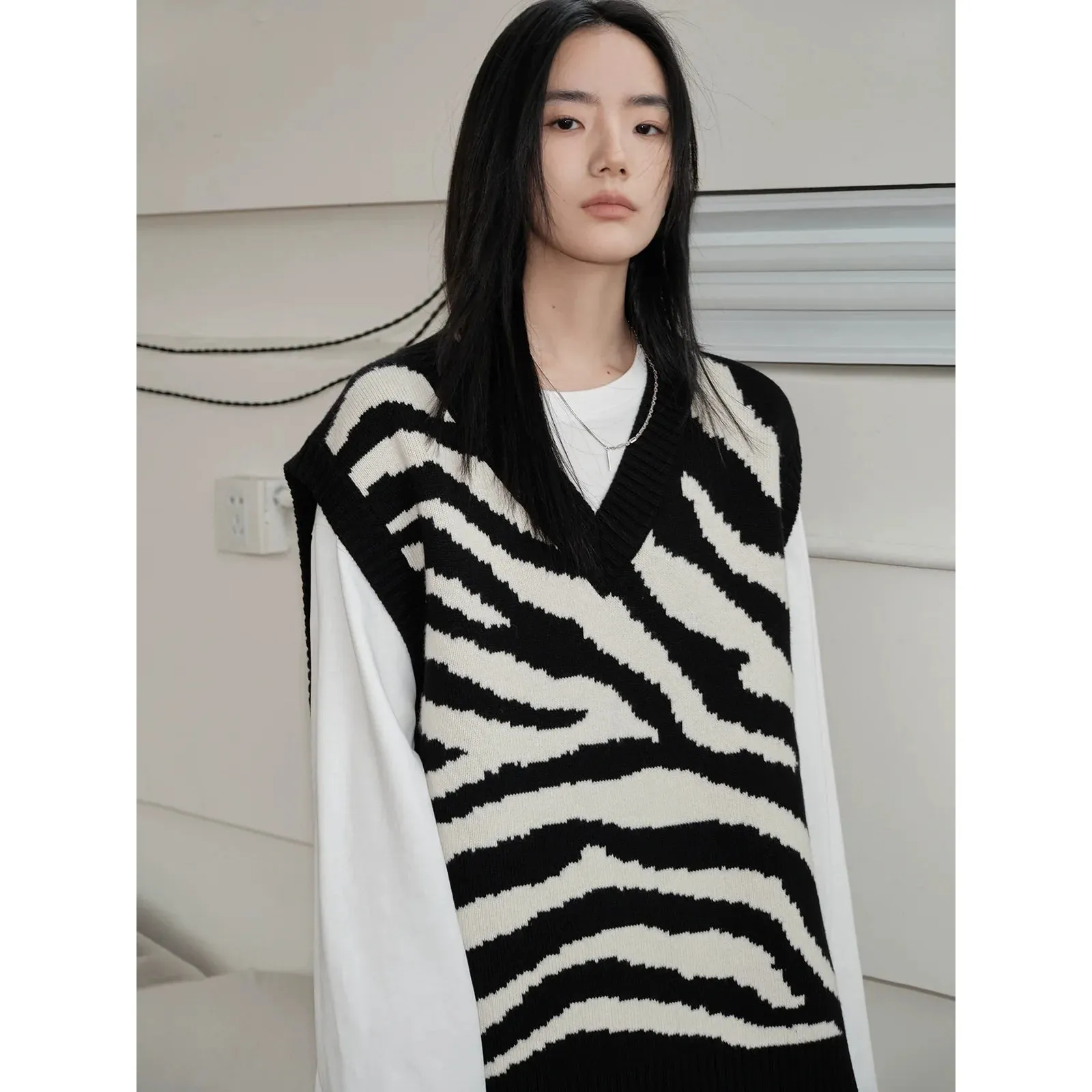 Zebra Patterned Knit Sweater Vest